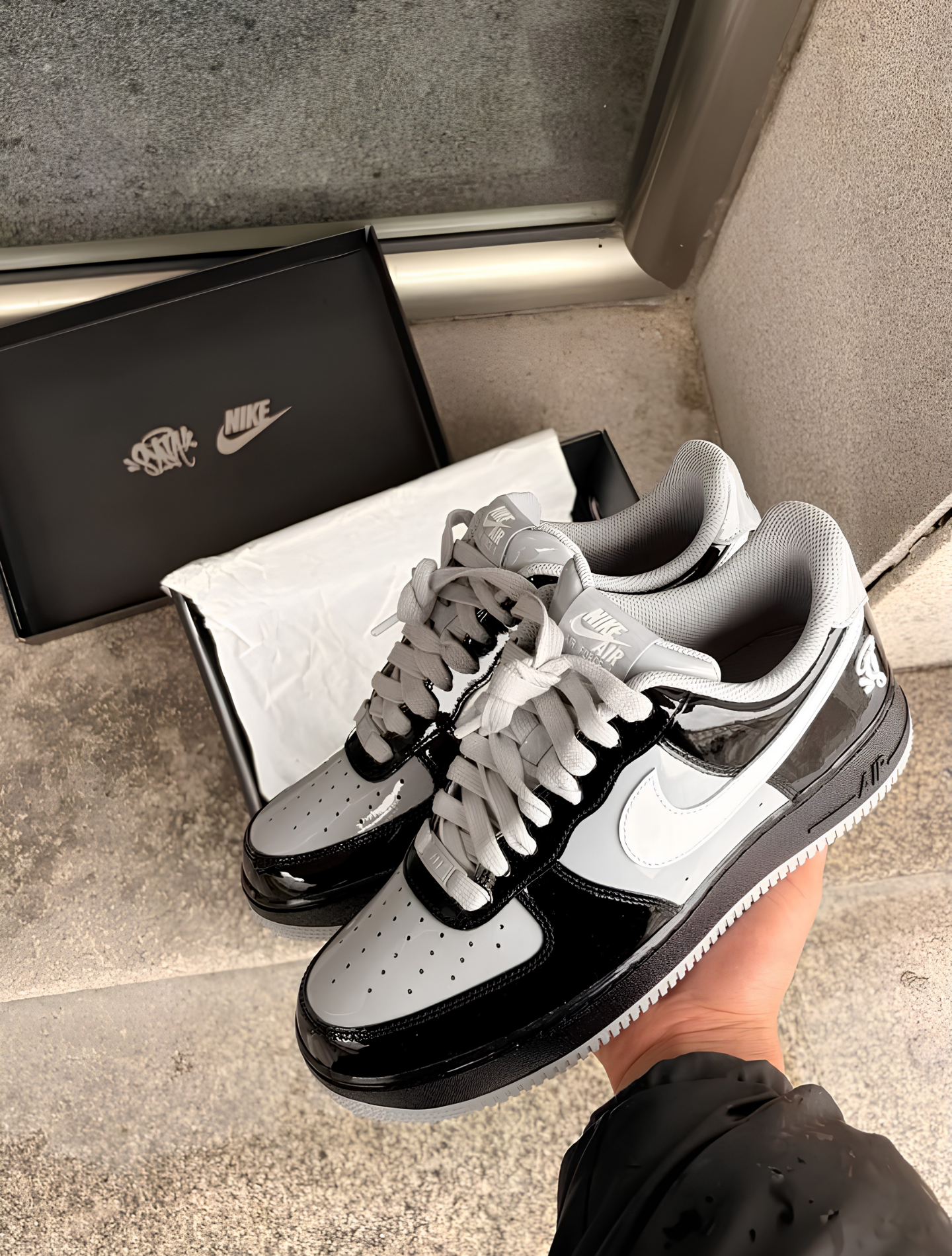 CENTRAL CEE’S SYNA WORLD X NIKE AIR FORCE 1 LIGHT SMOKE GREY