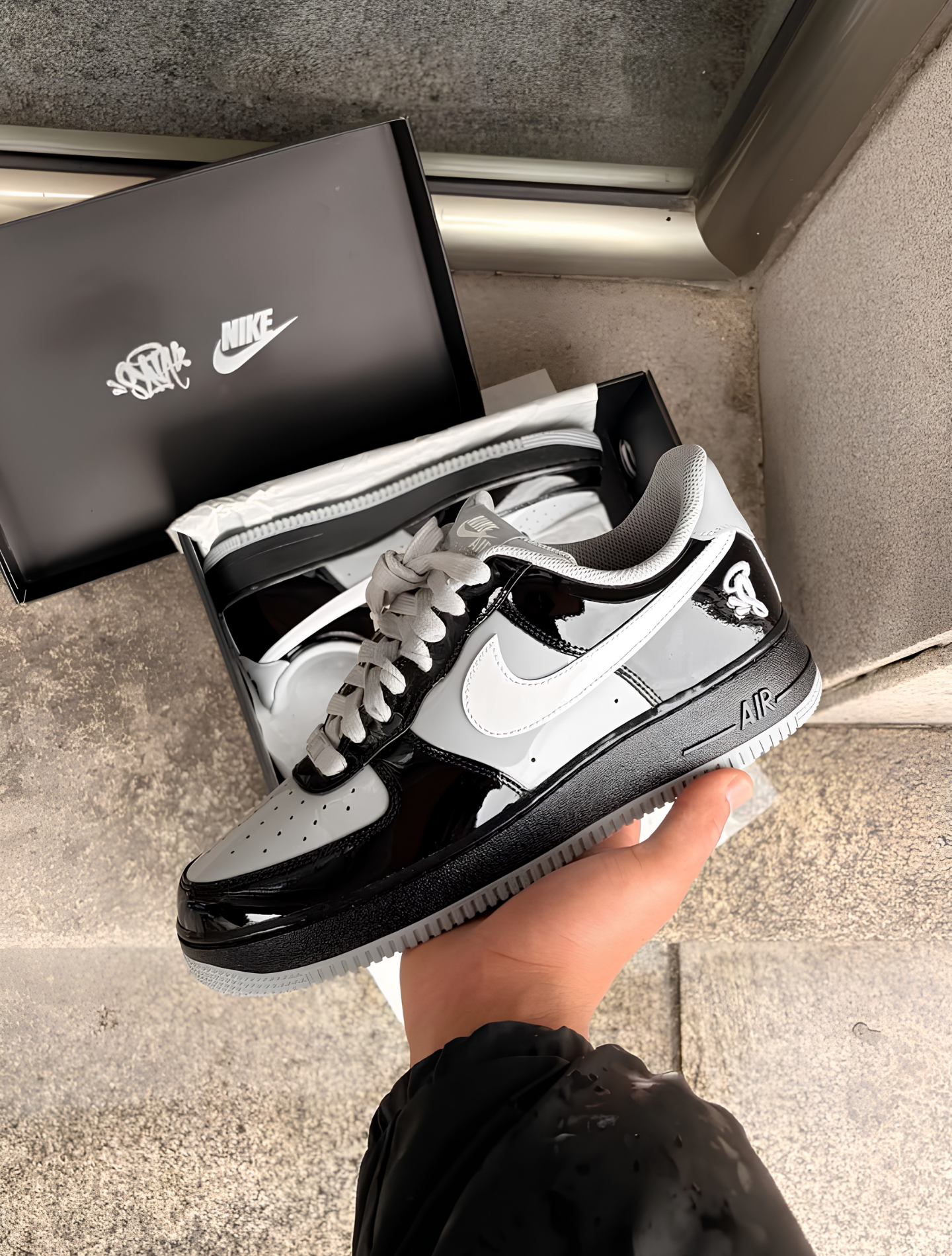 CENTRAL CEE’S SYNA WORLD X NIKE AIR FORCE 1 LIGHT SMOKE GREY