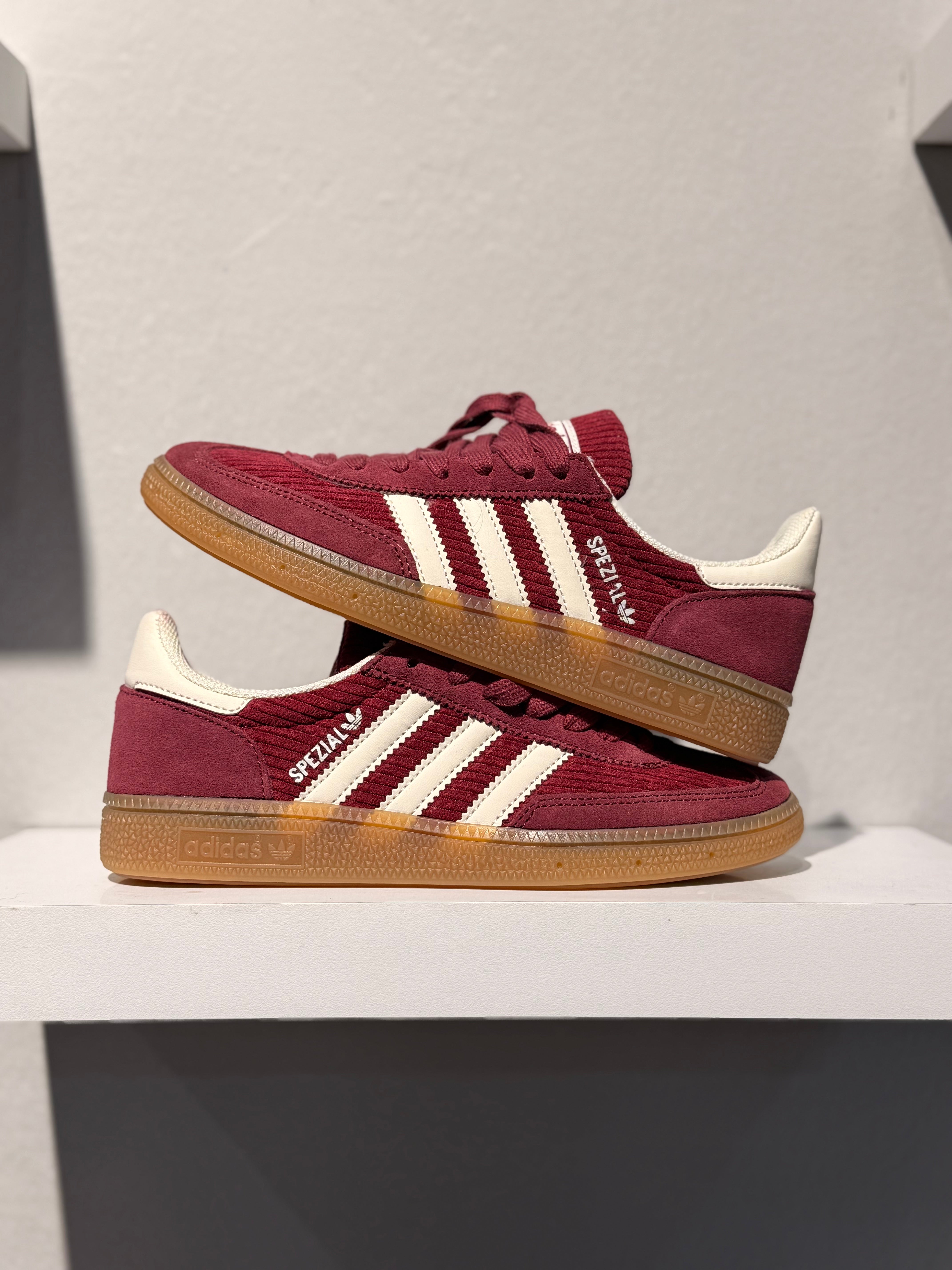 SPEZIAL SHADOW RED