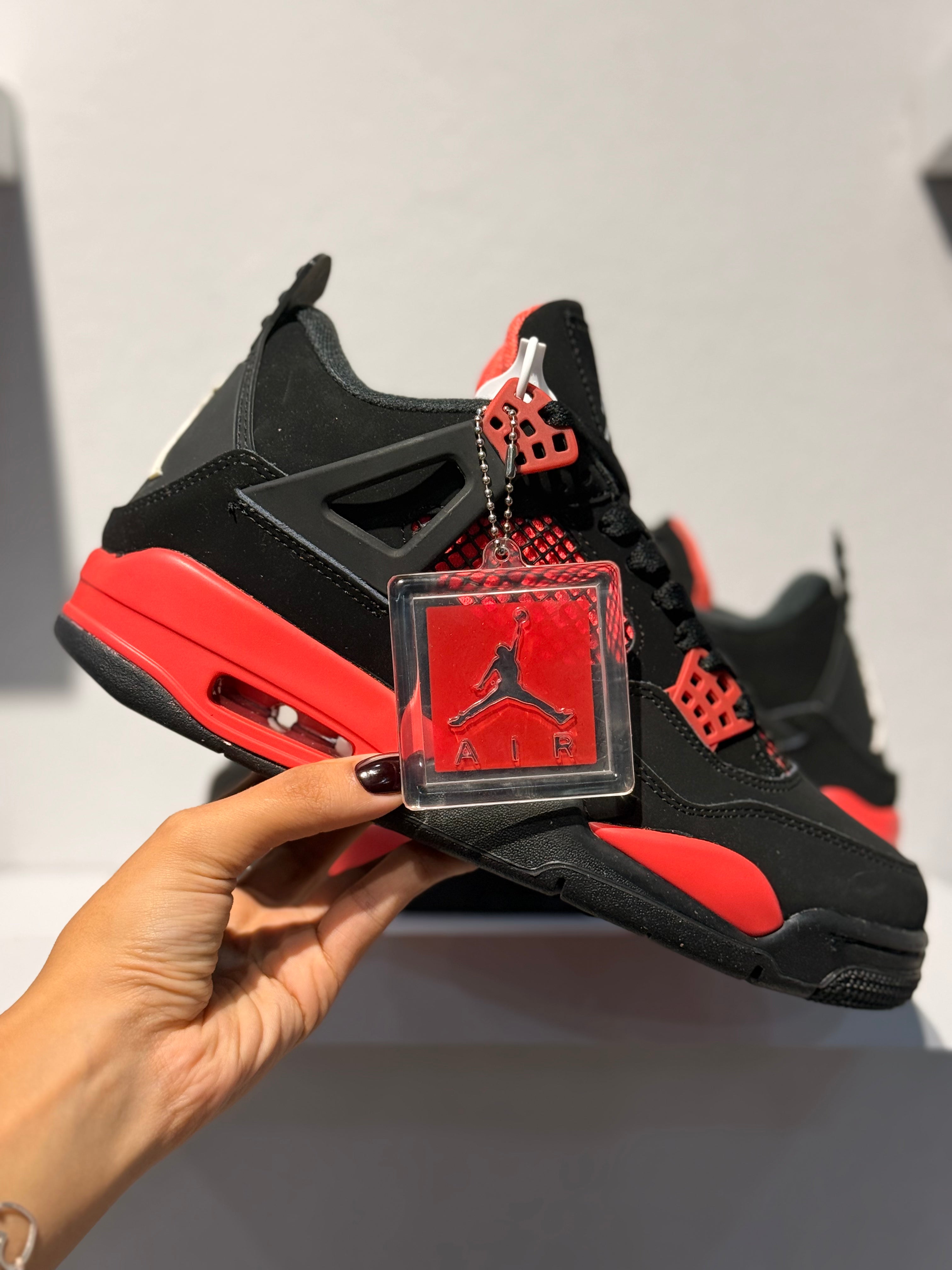 NIKE JORDAN 4 RETRO RED THUNDER