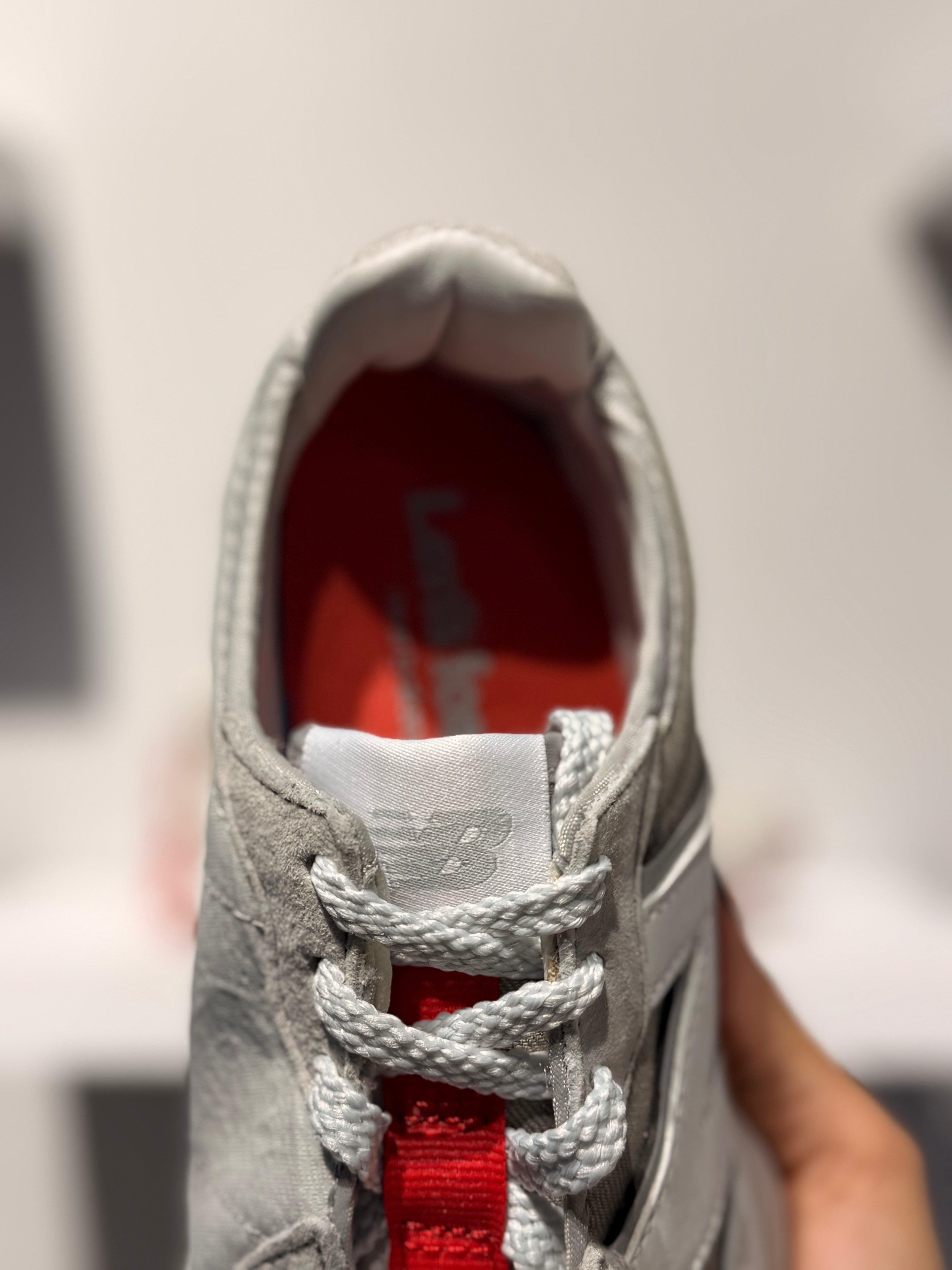 NEW BALANCE LEVI'S X 327 GREY RED