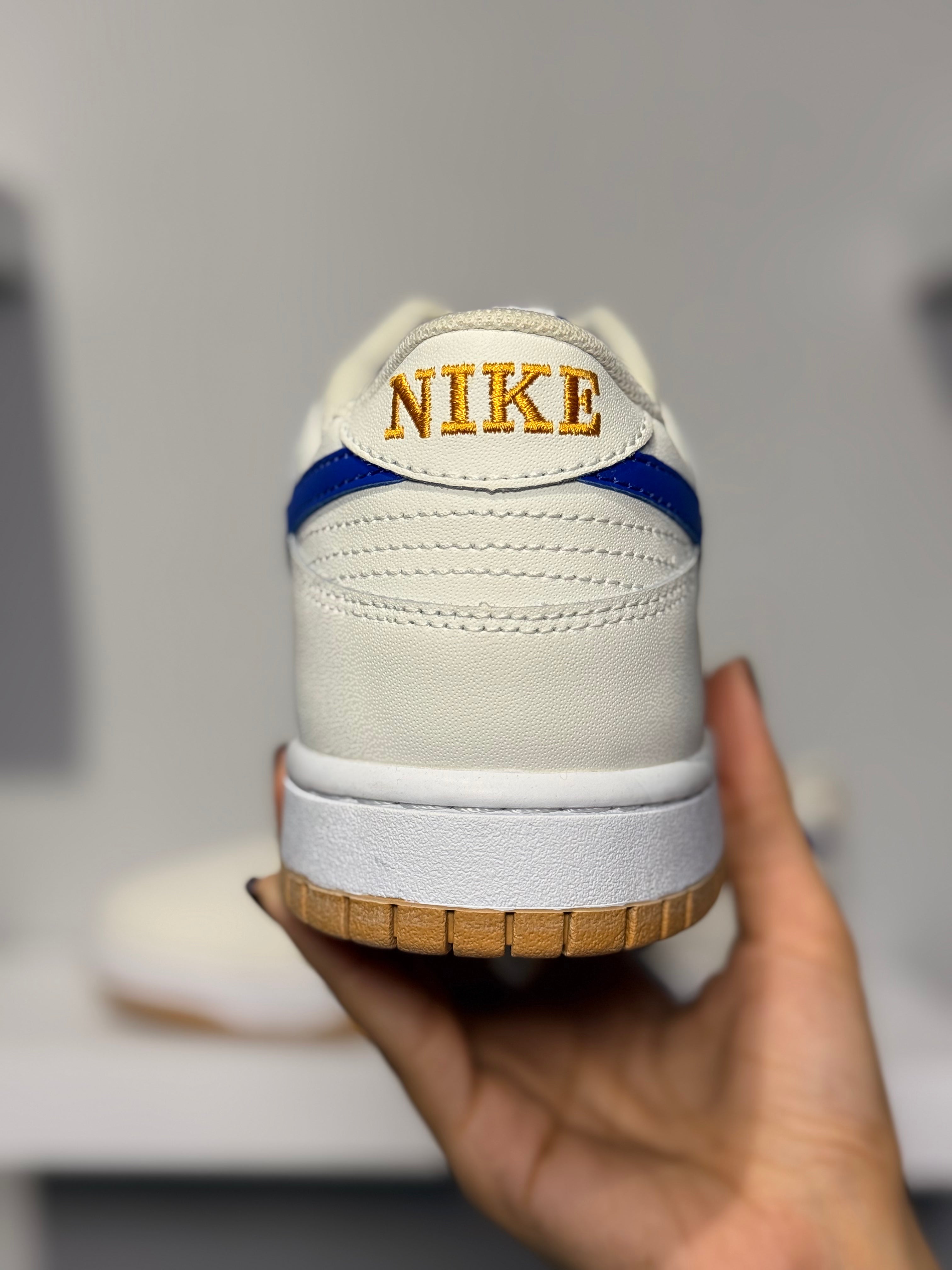 NIKE DUNK LOW SE SAIL DARK MARINA BLUE