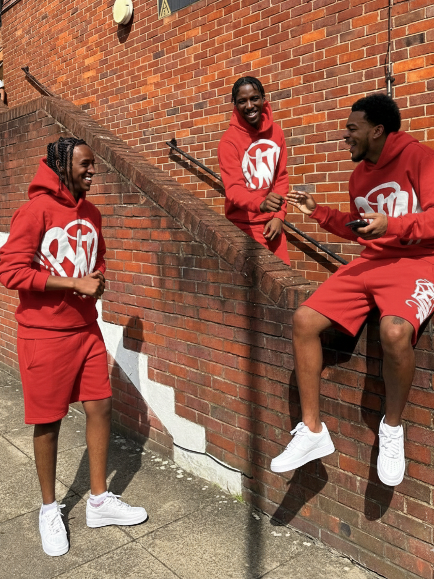 HOODIE SYNAWORLD RED