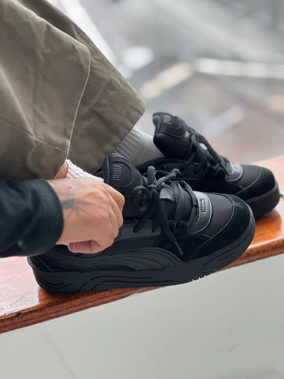 PUMA 180 BLACK