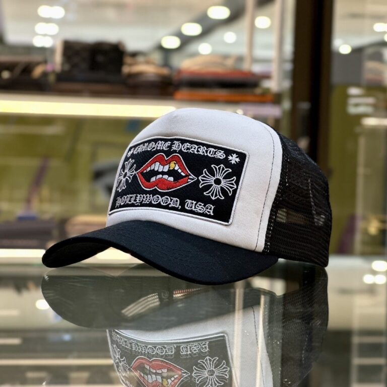 CHROME HEARTS CHOMPER HOLLYWOOD TRUCKER HAT