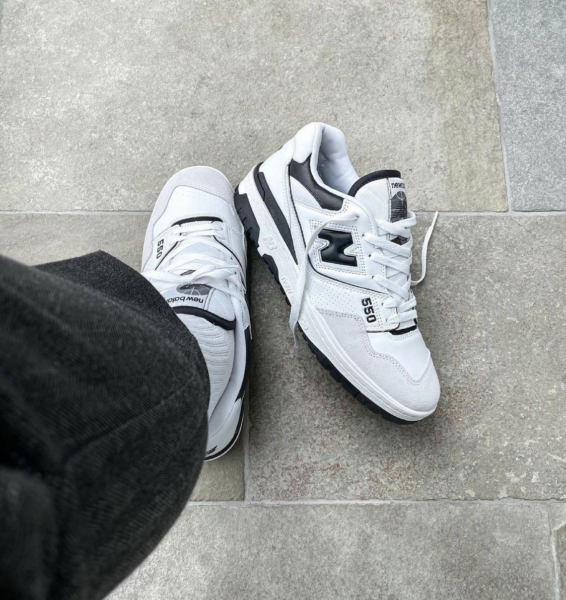 NEW BALANCE 550 SEA SALT BLACK