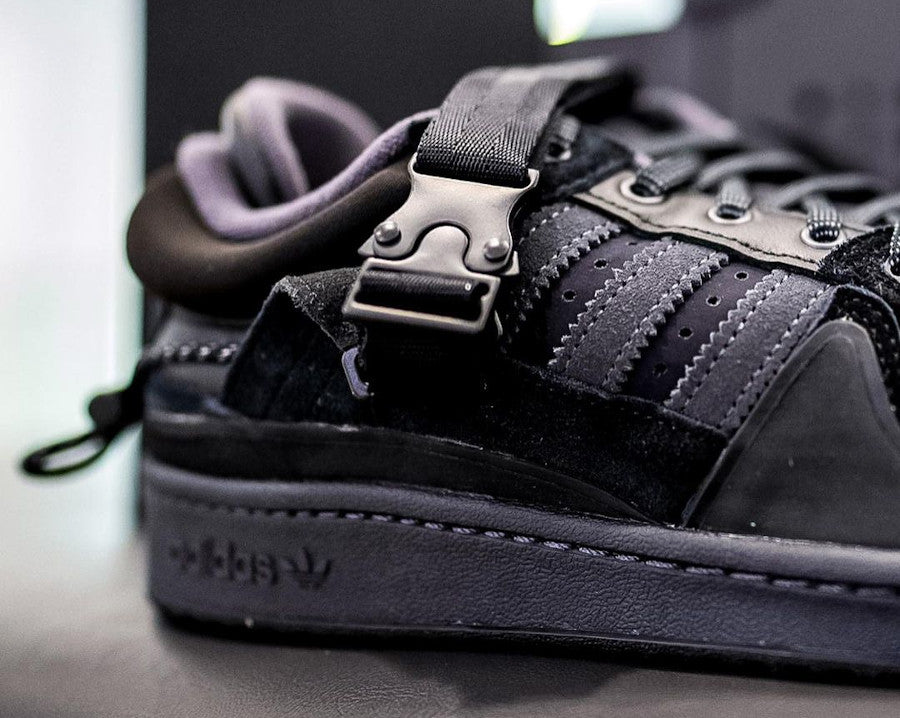 BAD BUNNY X ADIDAS FORUM 84 LOW ‘TRIPLE BLACK’