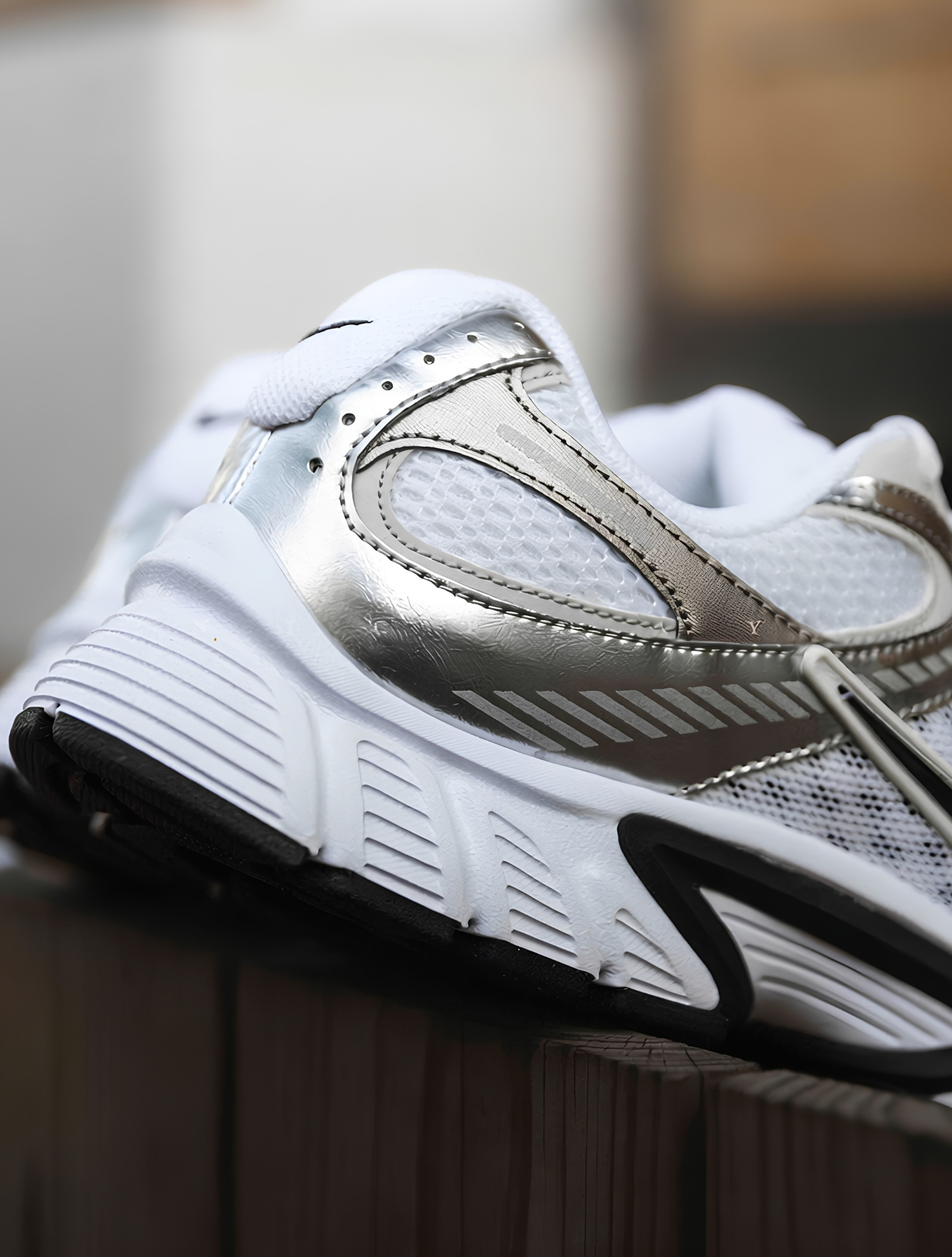 NIKE V5 RNR VAST GREY