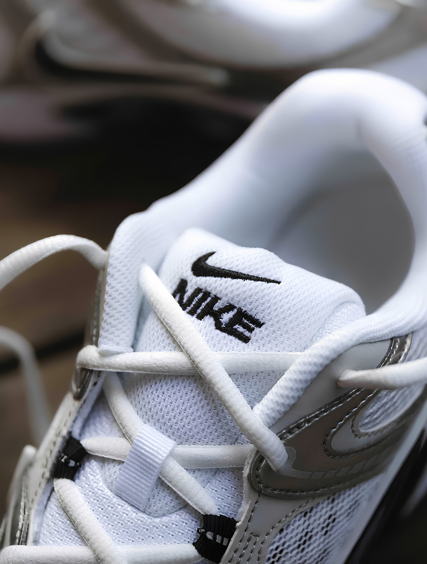 NIKE V5 RNR VAST GREY