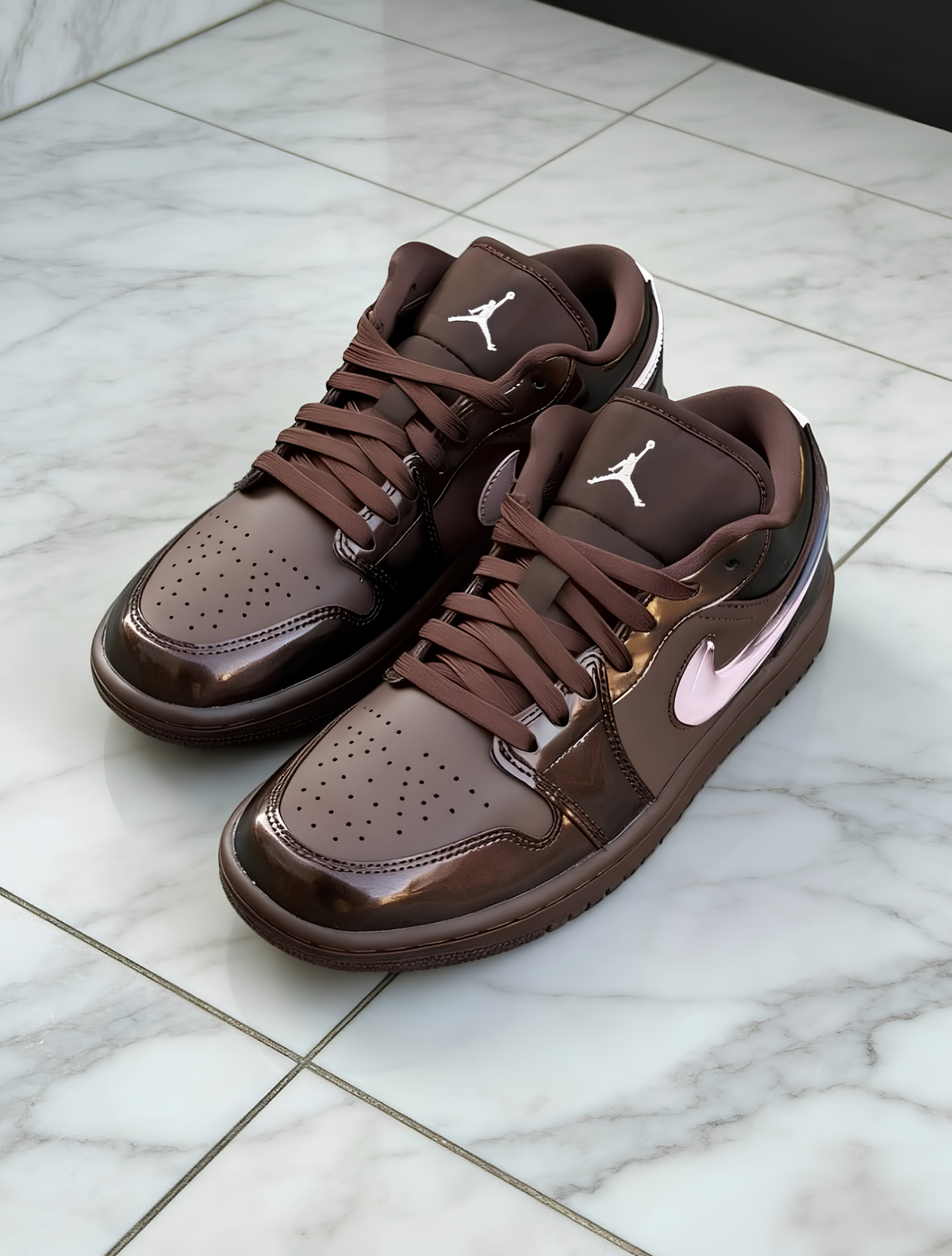 AIR JORDAN 1 LOW LIGHT CHOCOLATE VALENTINE’S DAY