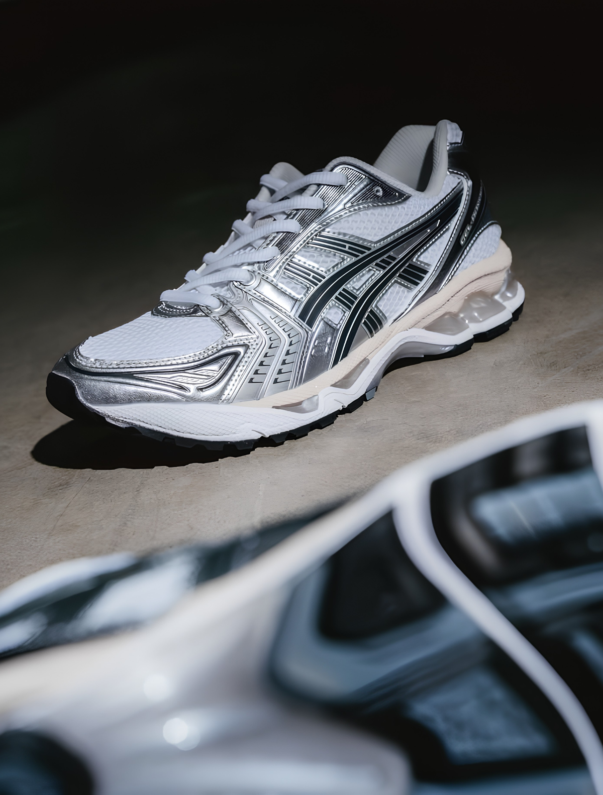 ASICS GEL KAYANO 14 GRAPHITE GREY