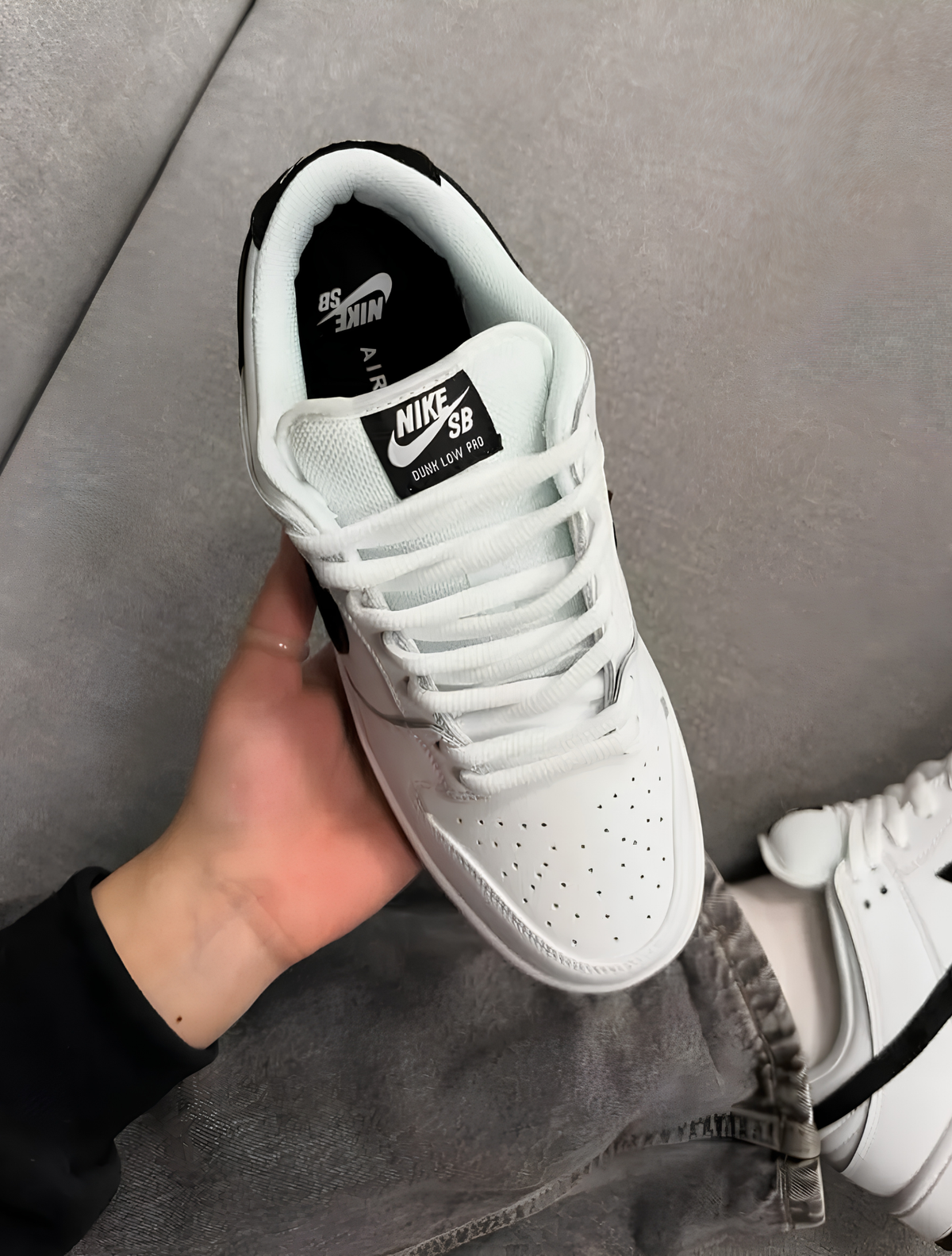 NIKE DUNK LOW PRO WHITE BLACK