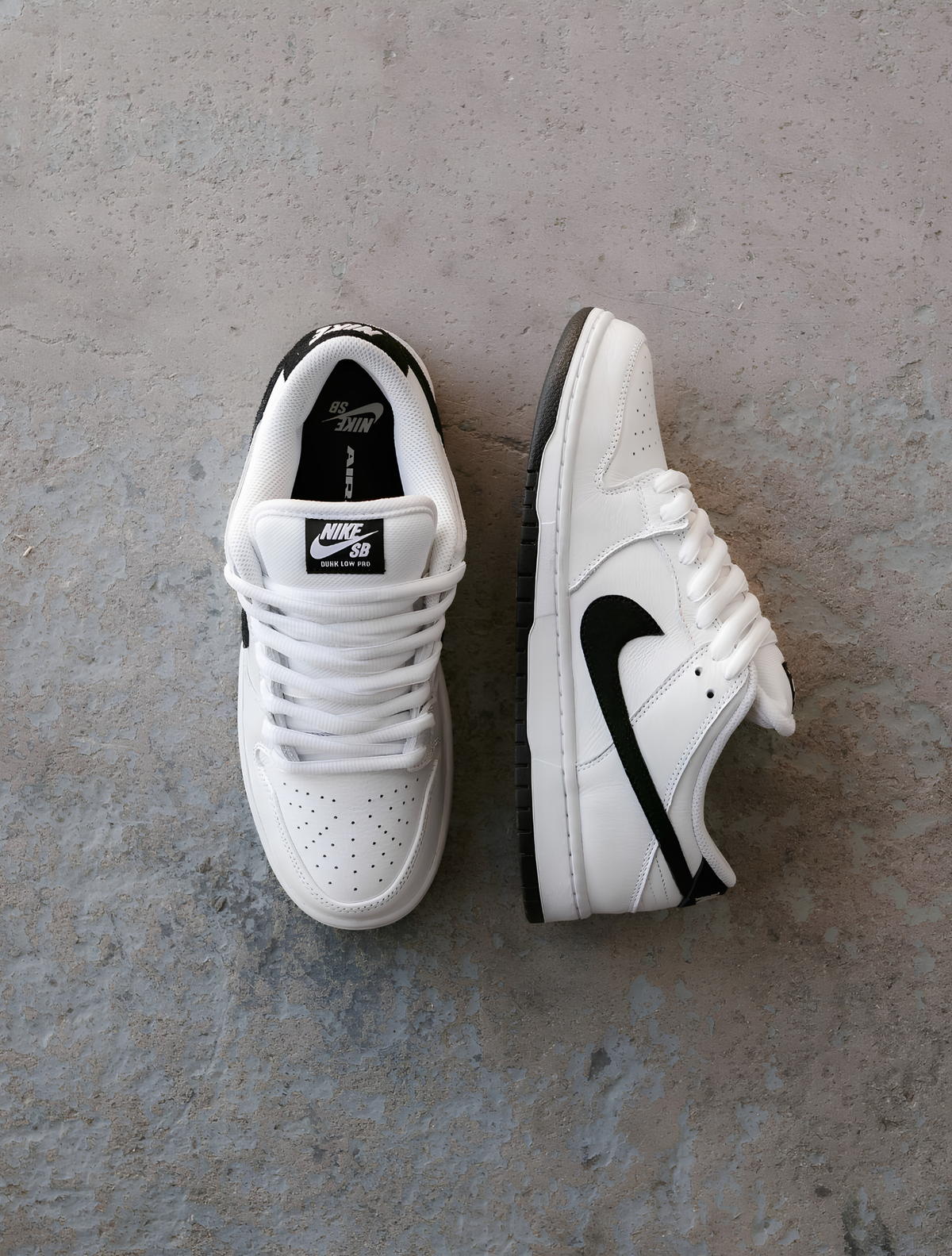 NIKE DUNK LOW PRO WHITE BLACK