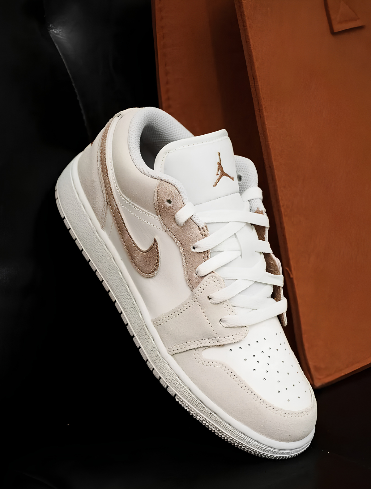 NIKE AIR JORDAN 1 LOW SE LEGEND LIGHT MARRON