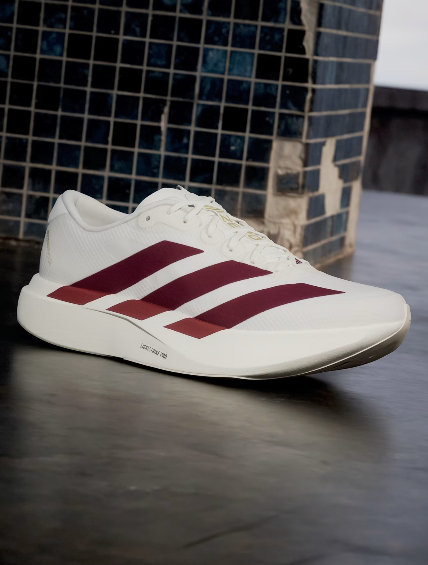 ADIDAS ADIZERO EVO SL