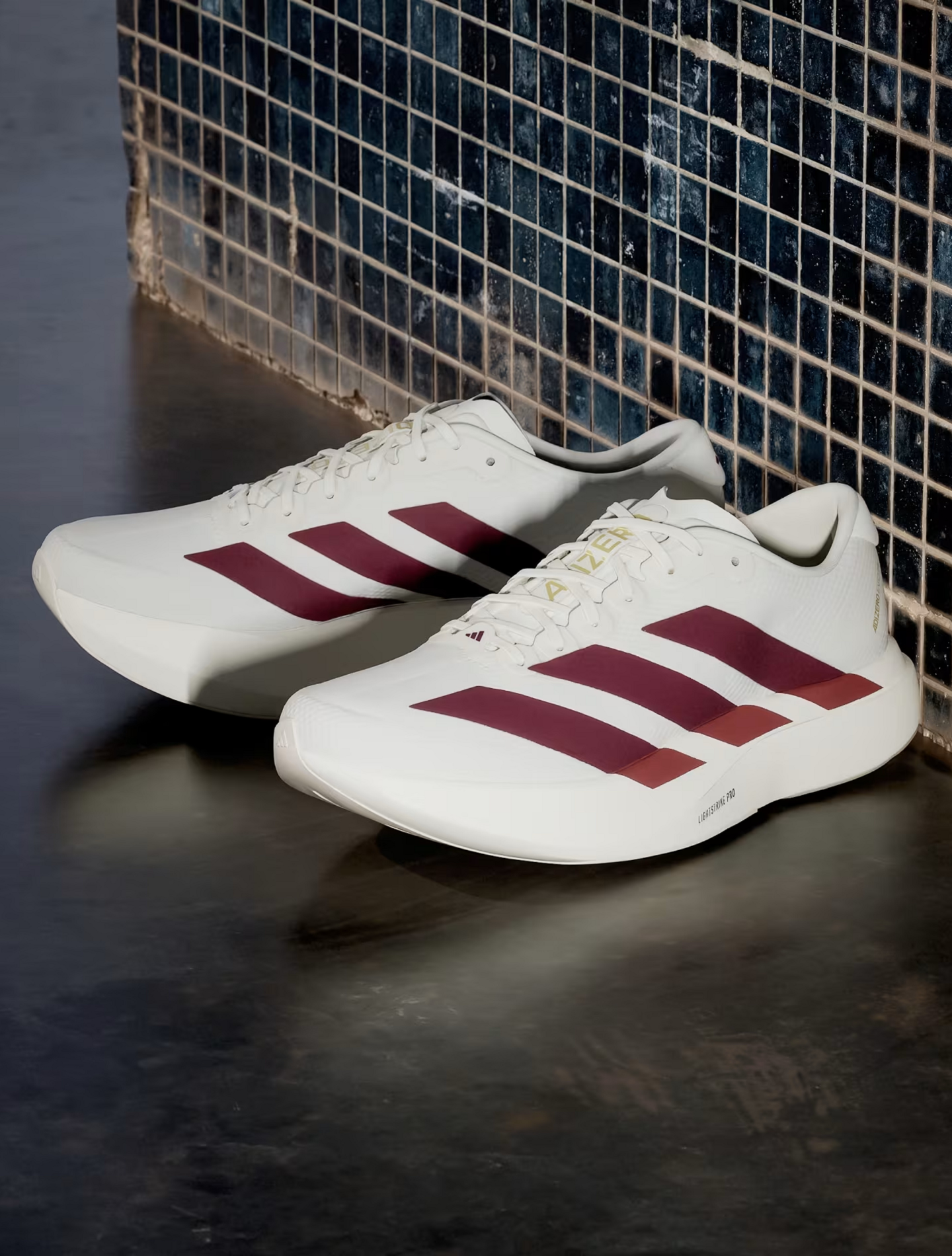 ADIDAS ADIZERO EVO SL