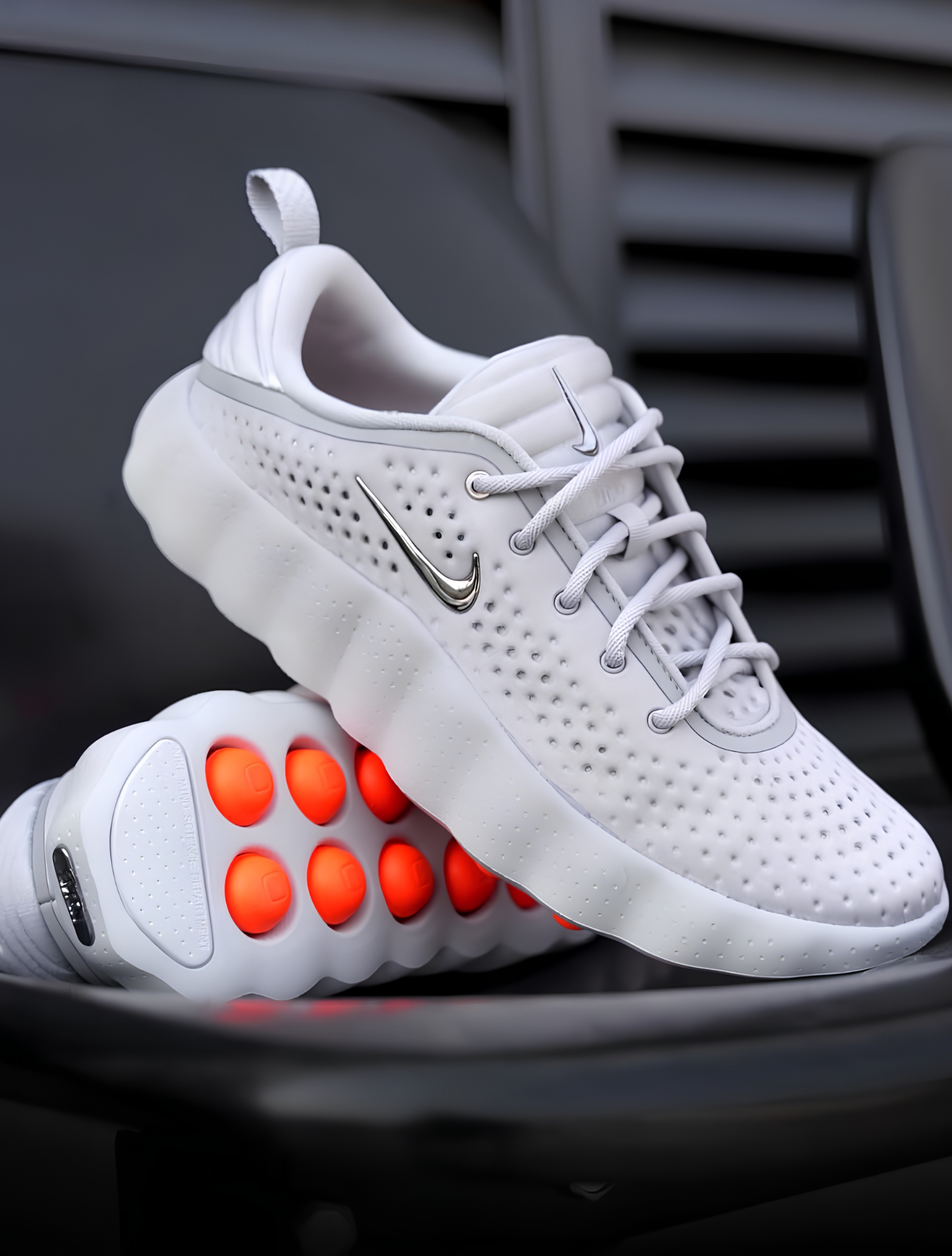 NIKE MIND 002 LIGHT SMOKE GREY