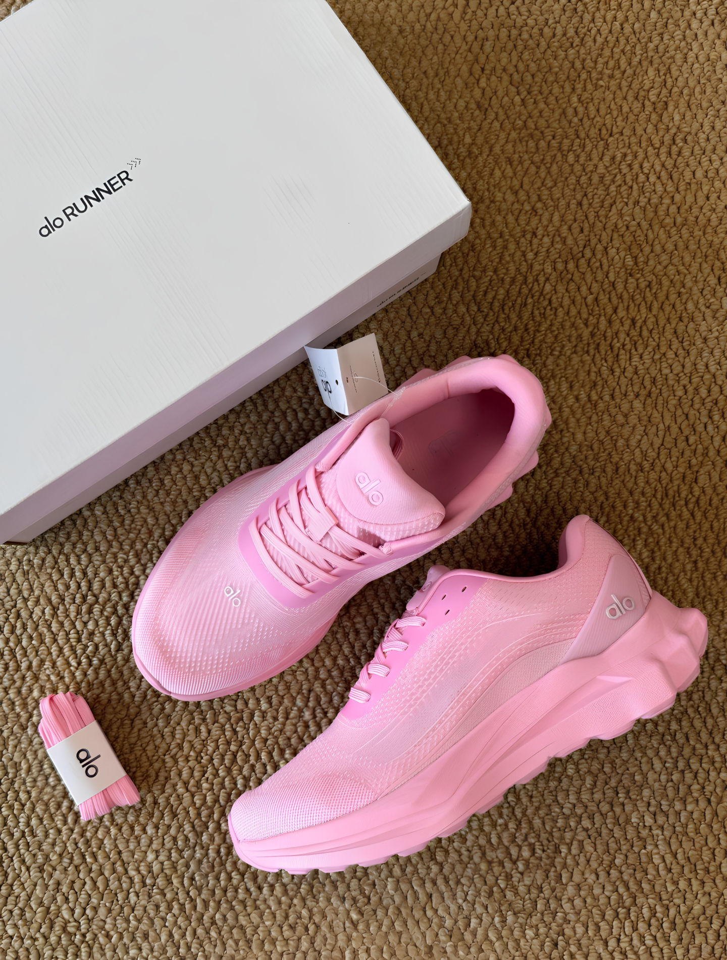 ALO RUNNER PINK