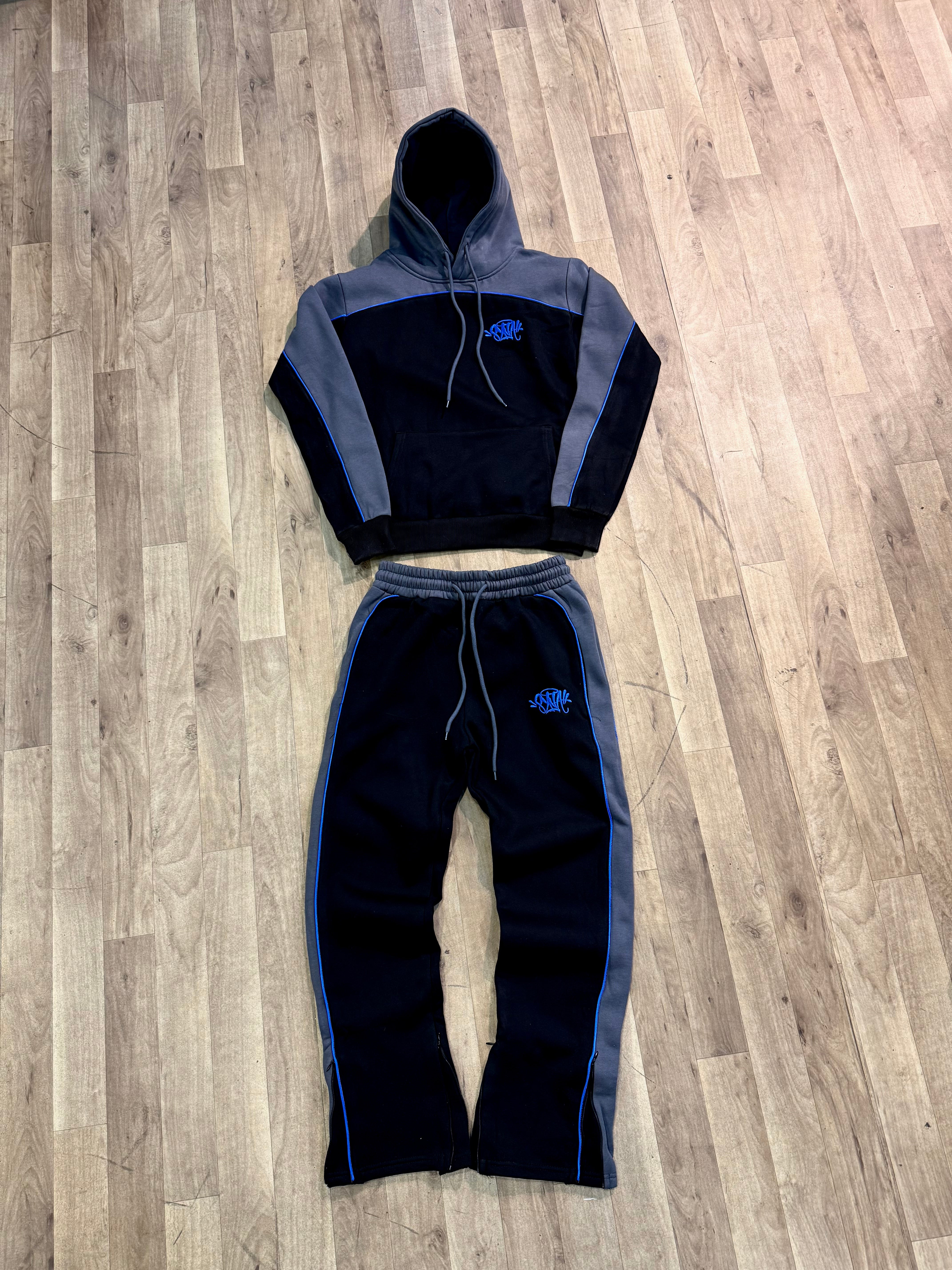 SYNA WORLD TRACKSUIT
