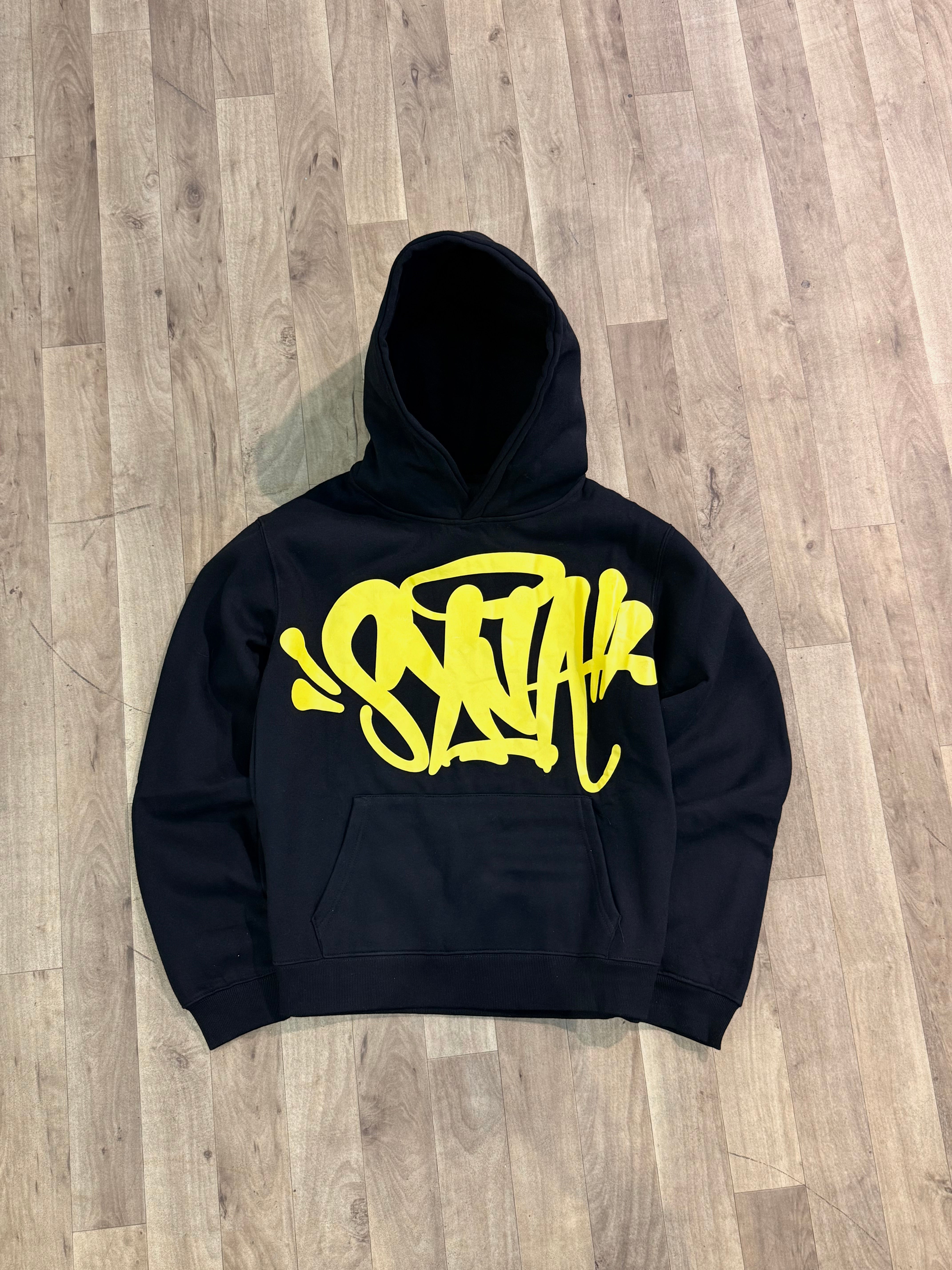 HOODIE SYNAWORLD BLACK X YELLOW