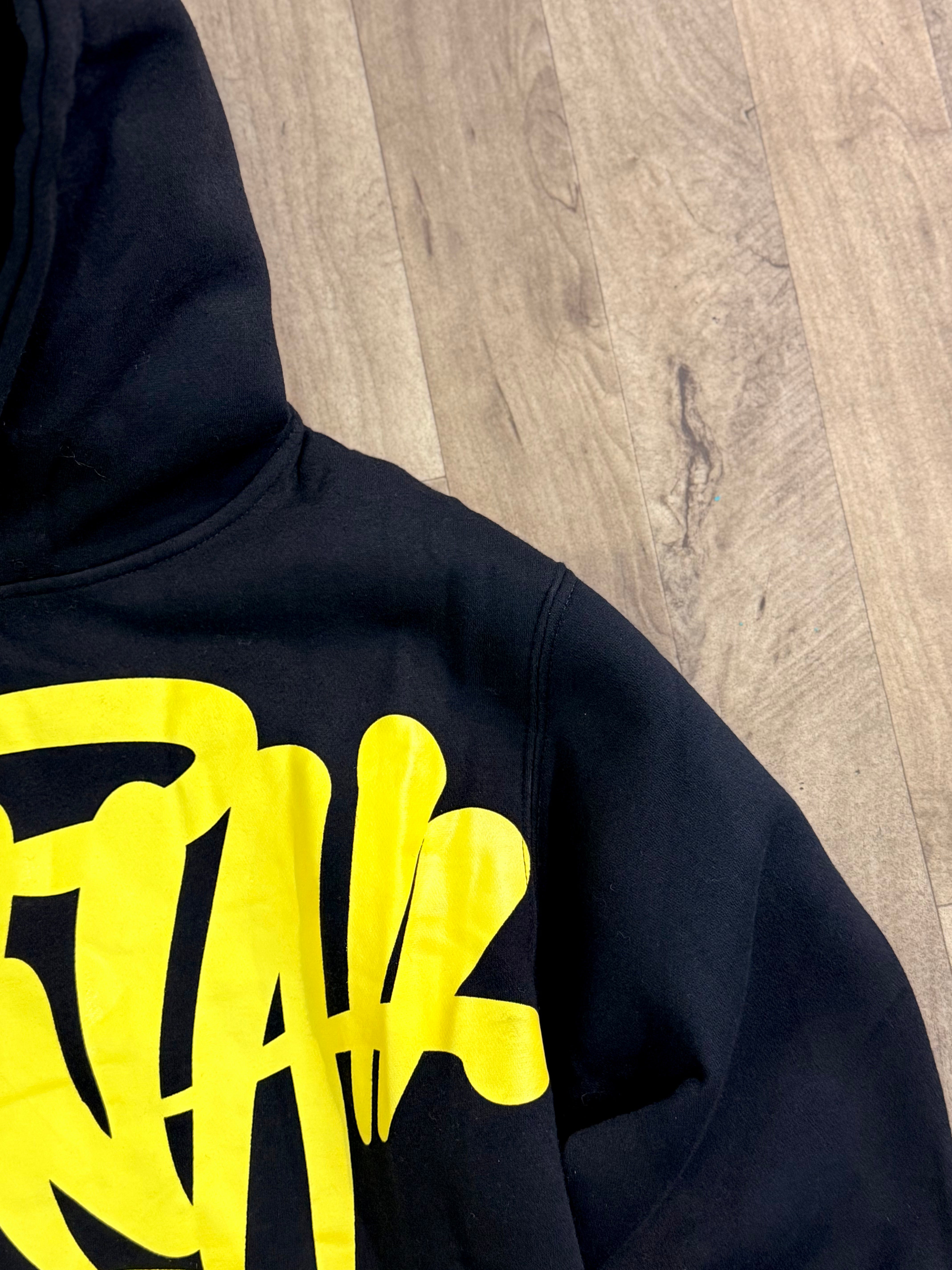 HOODIE SYNAWORLD BLACK X YELLOW