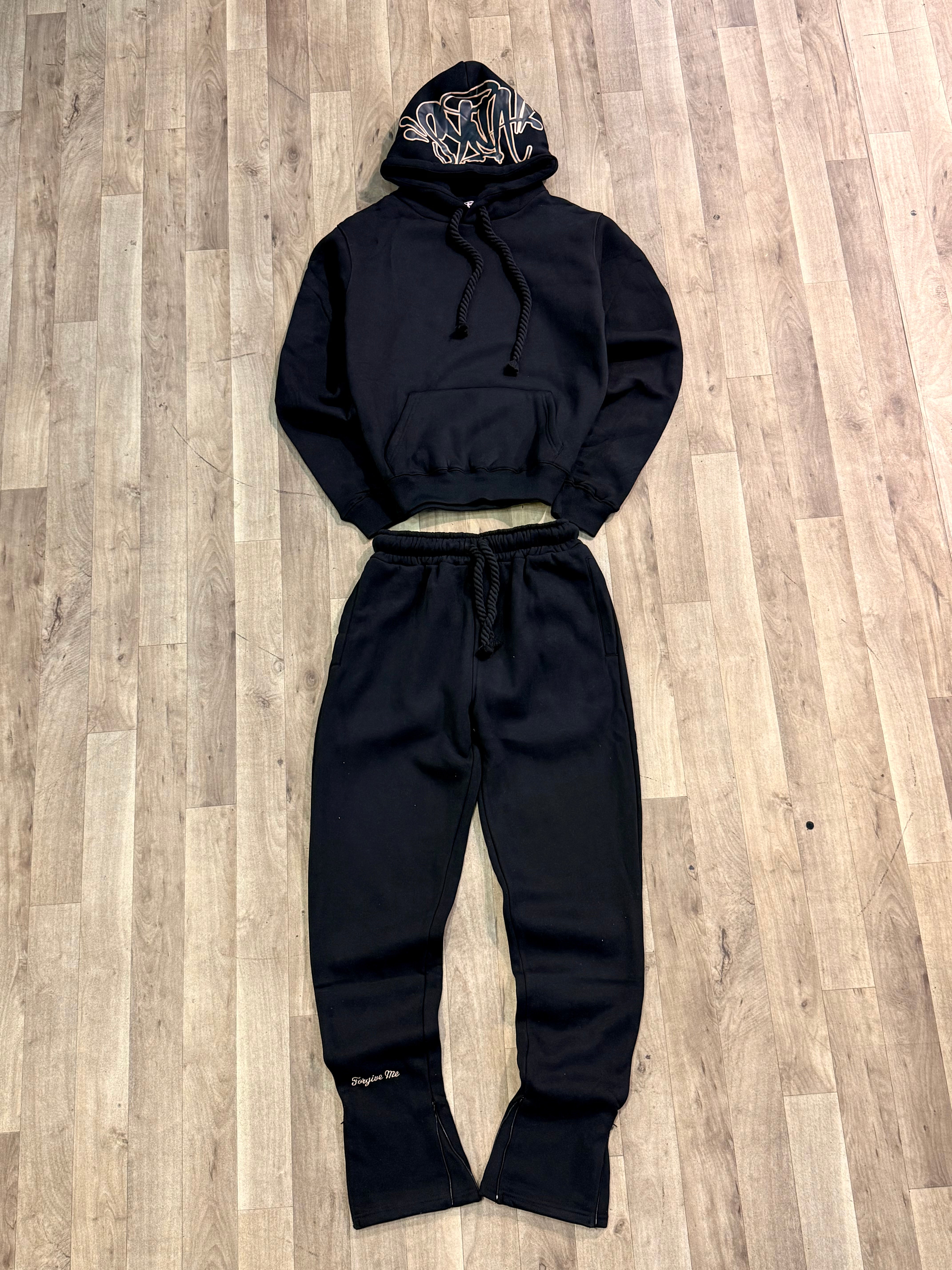 SYNA WORLD TRACKSUIT