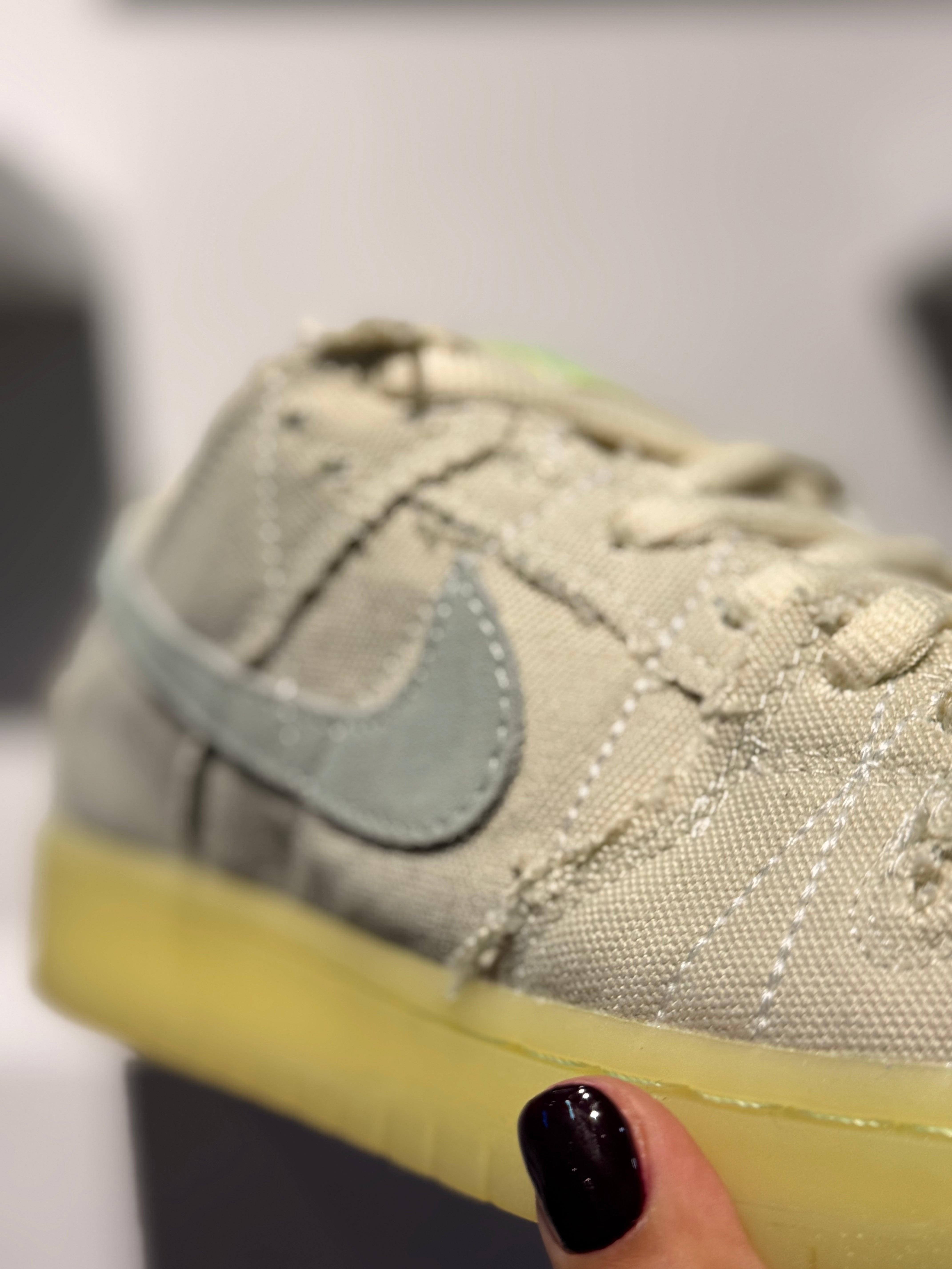 NIKE SB DUNK LOW MUMMY