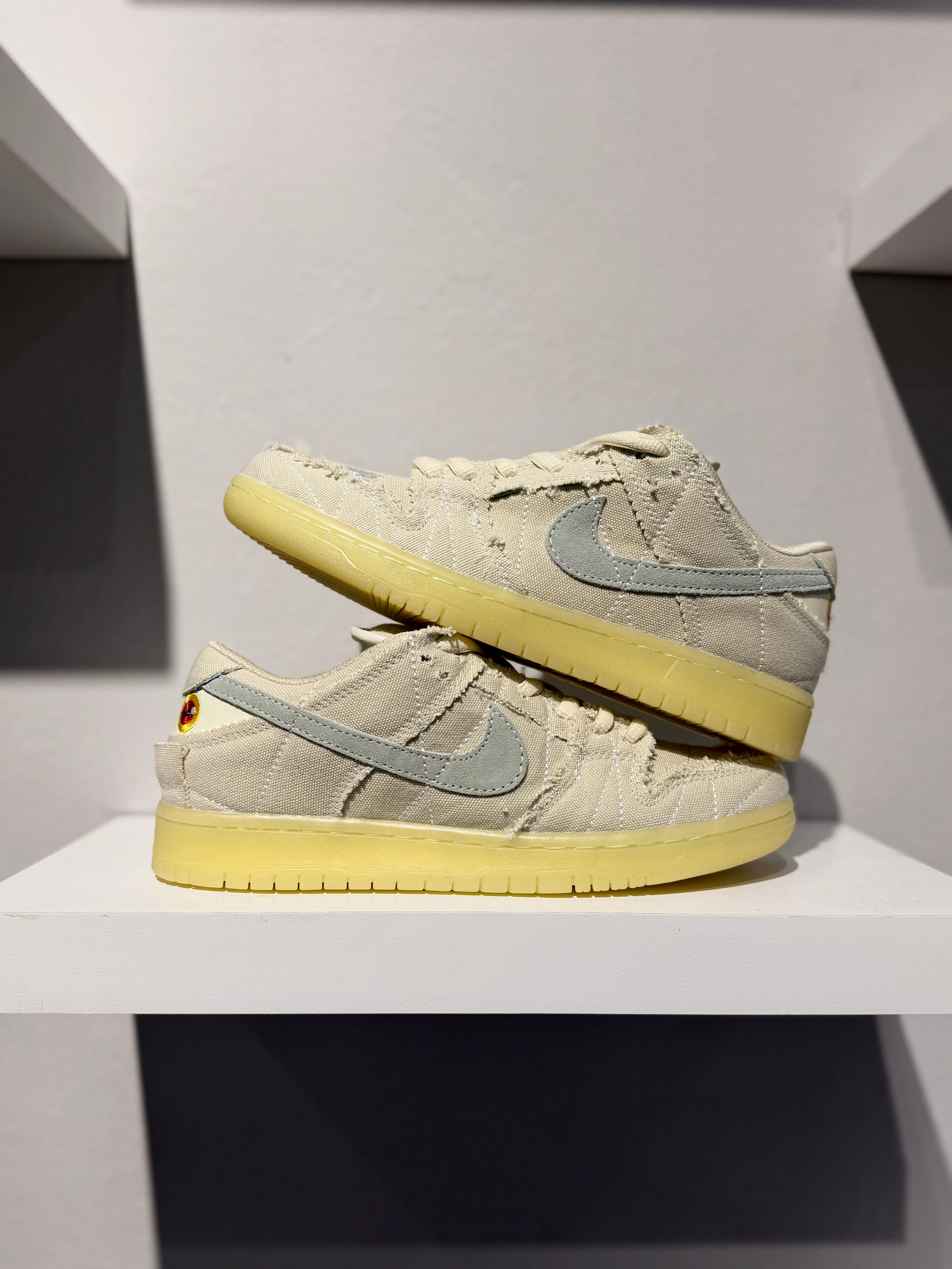 NIKE SB DUNK LOW MUMMY