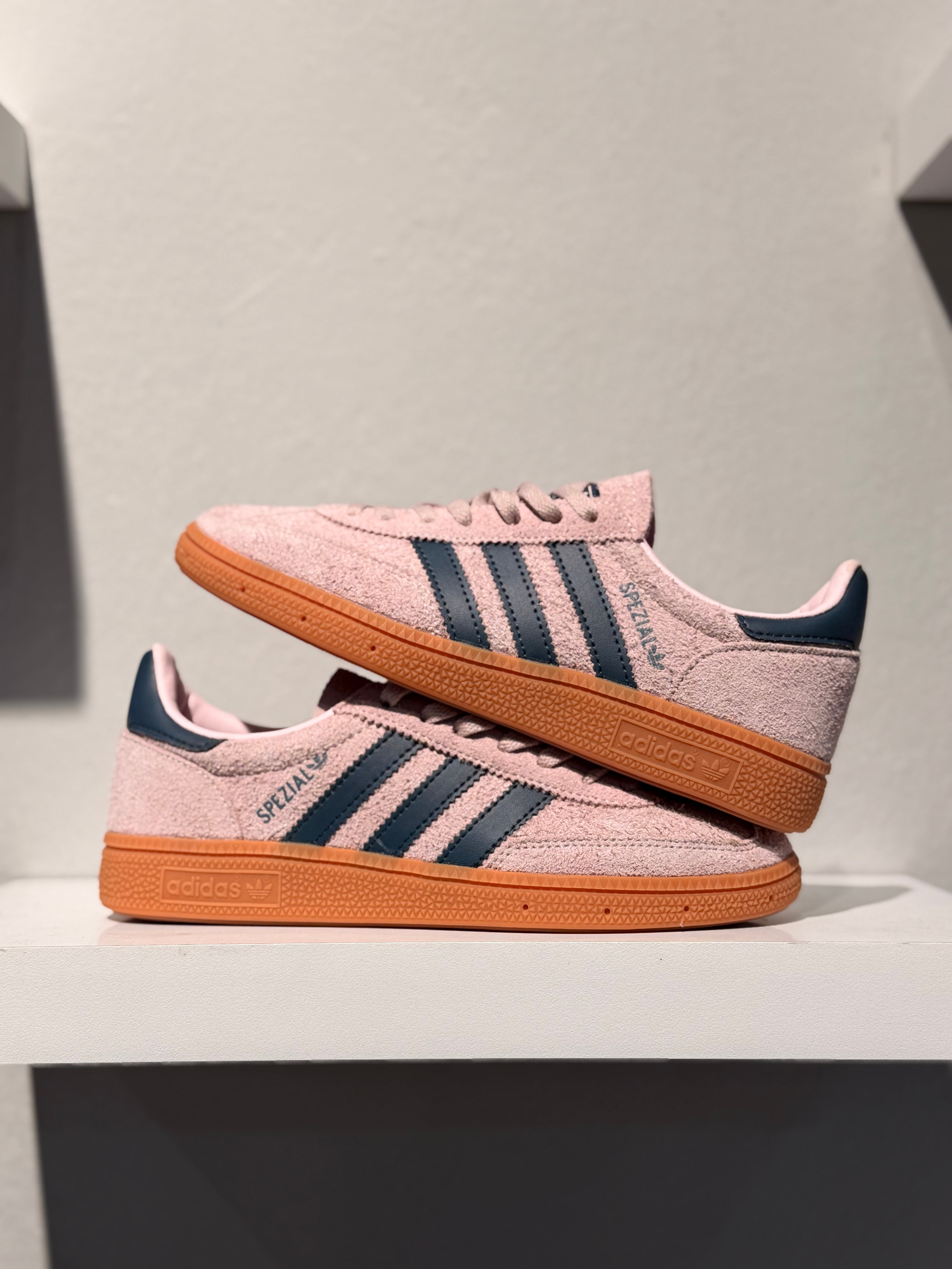 SPEZIAL CLEAR PINK ARCTIC