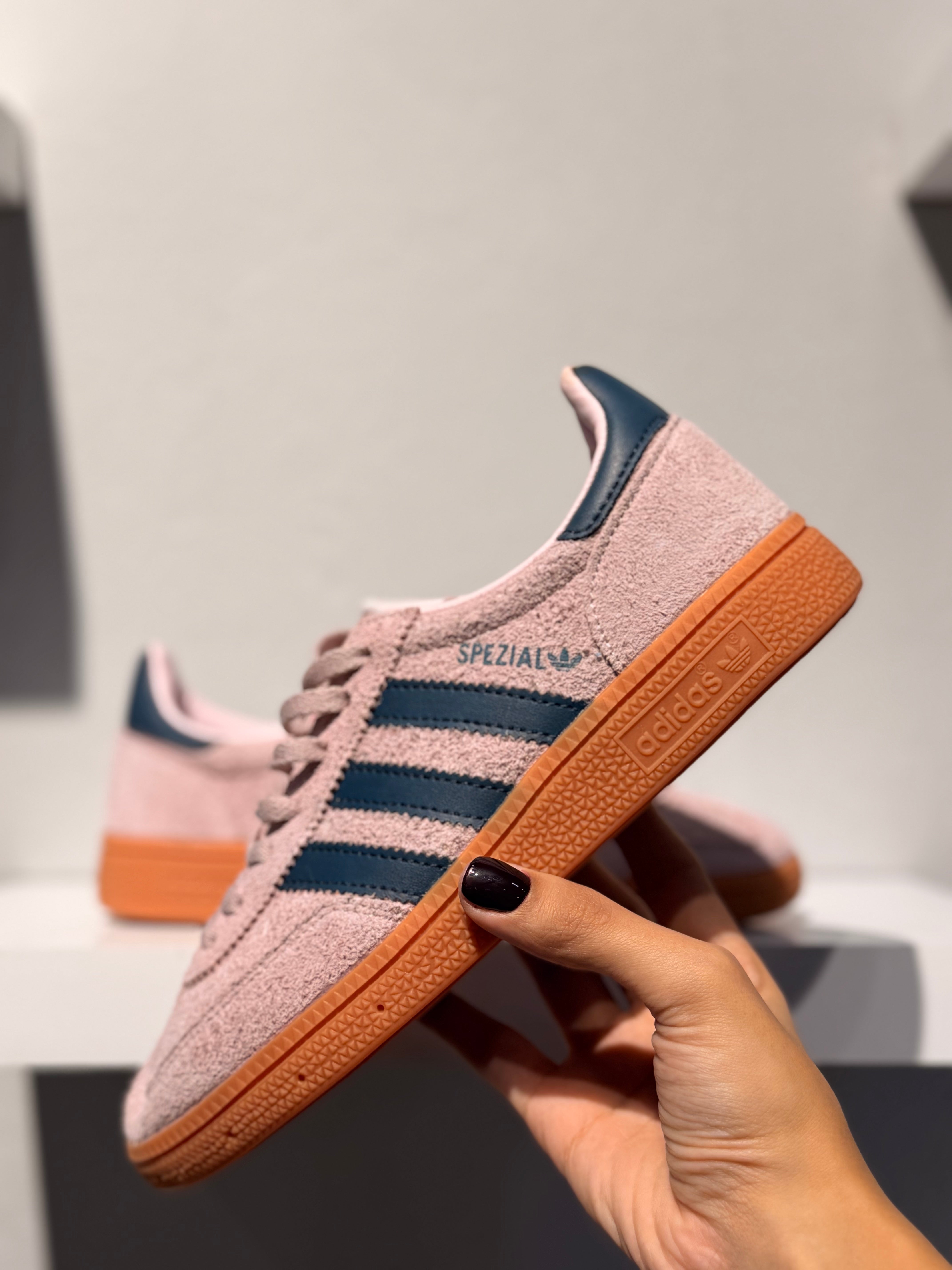 SPEZIAL CLEAR PINK ARCTIC