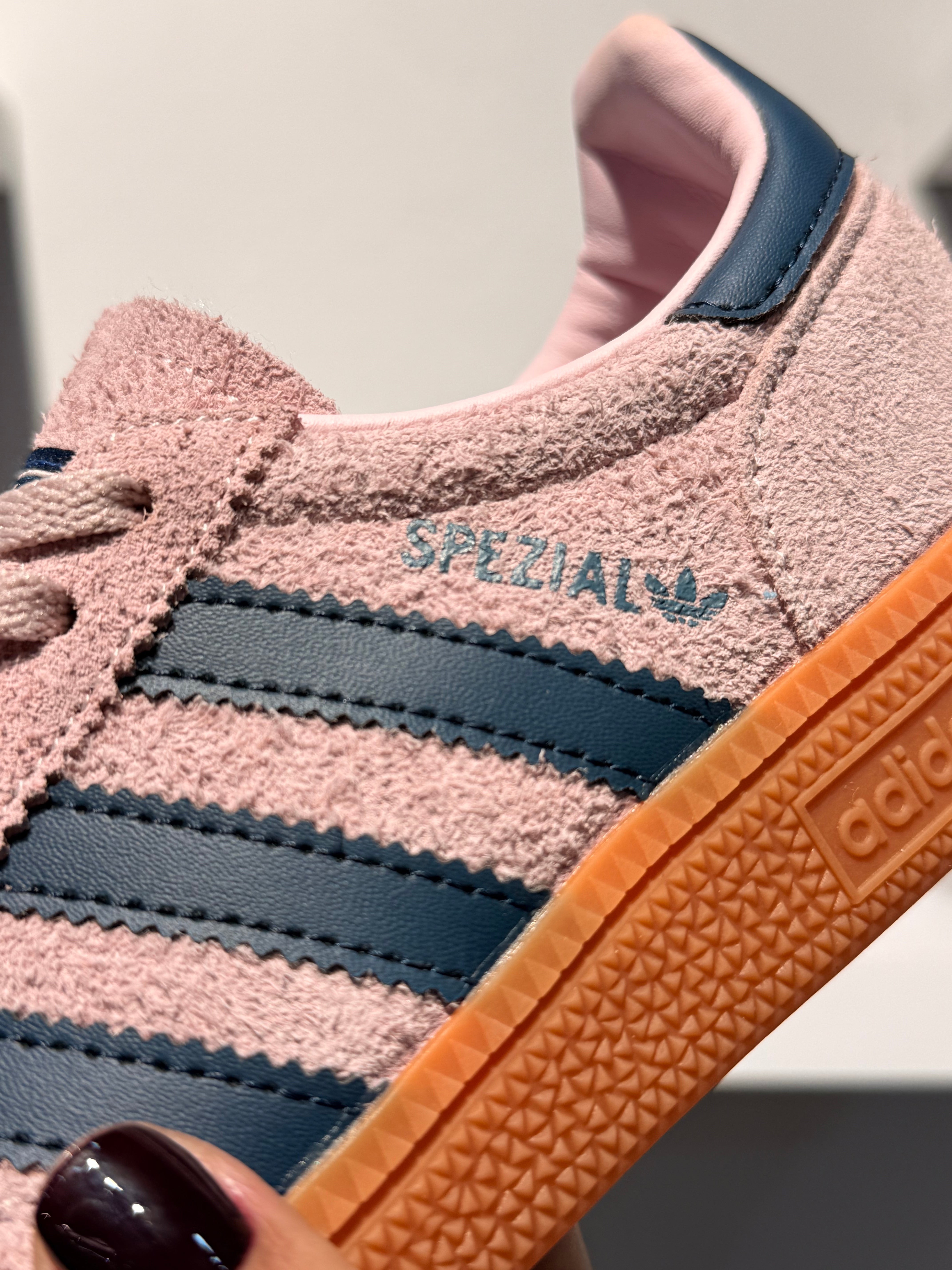 SPEZIAL CLEAR PINK ARCTIC