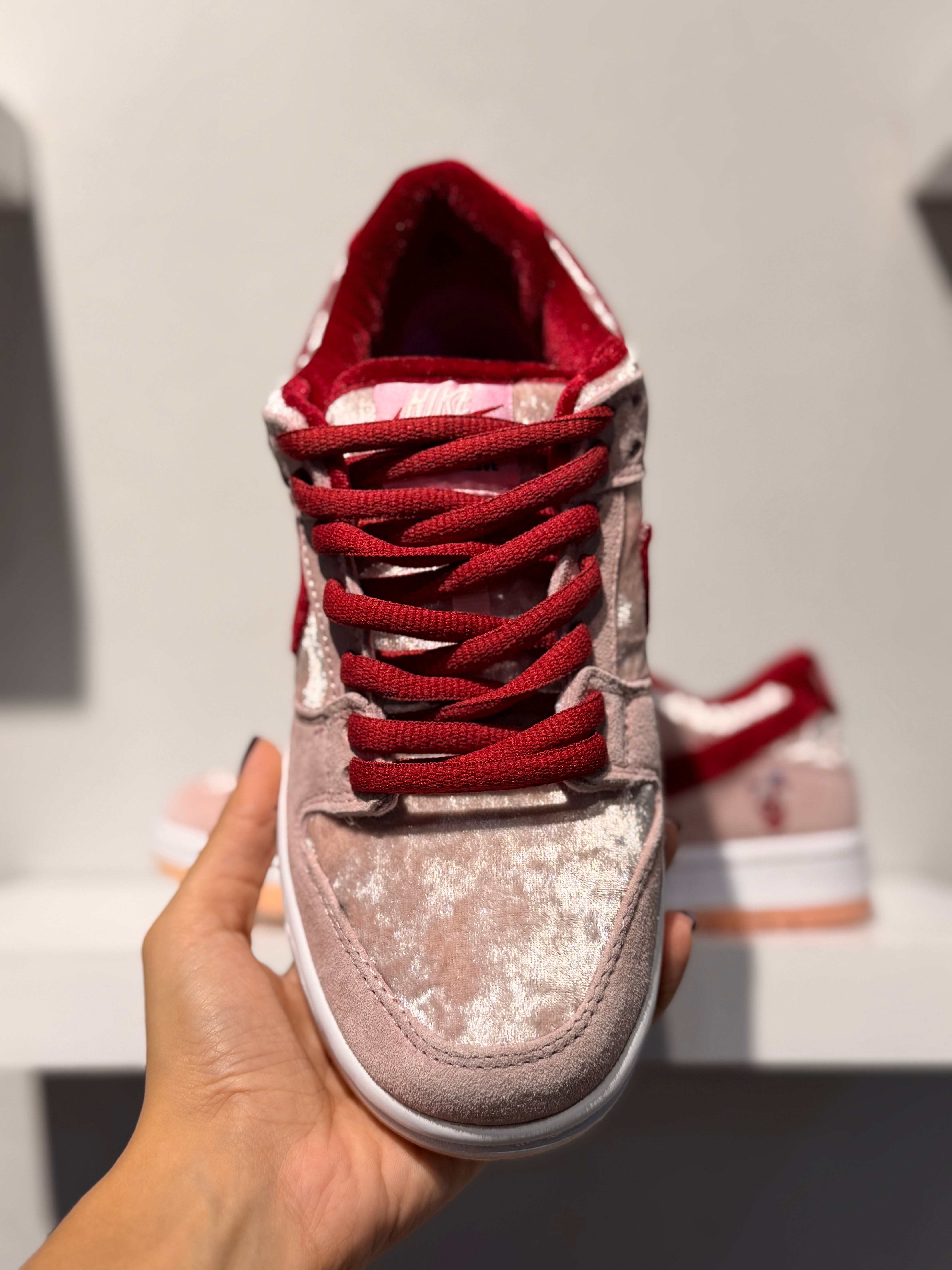 NIKE SB DUNK LOW STRANGELOVE