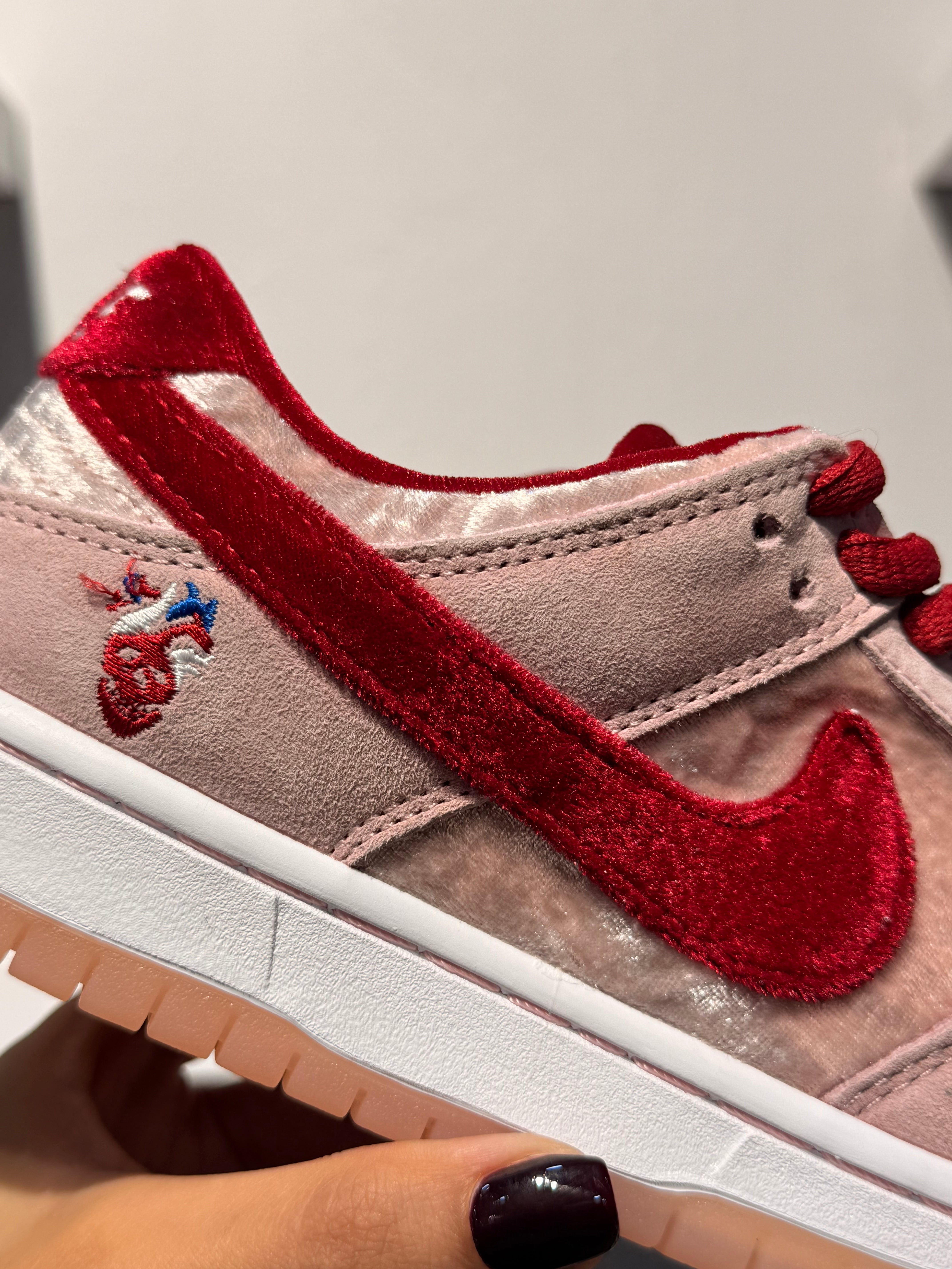 NIKE SB DUNK LOW STRANGELOVE