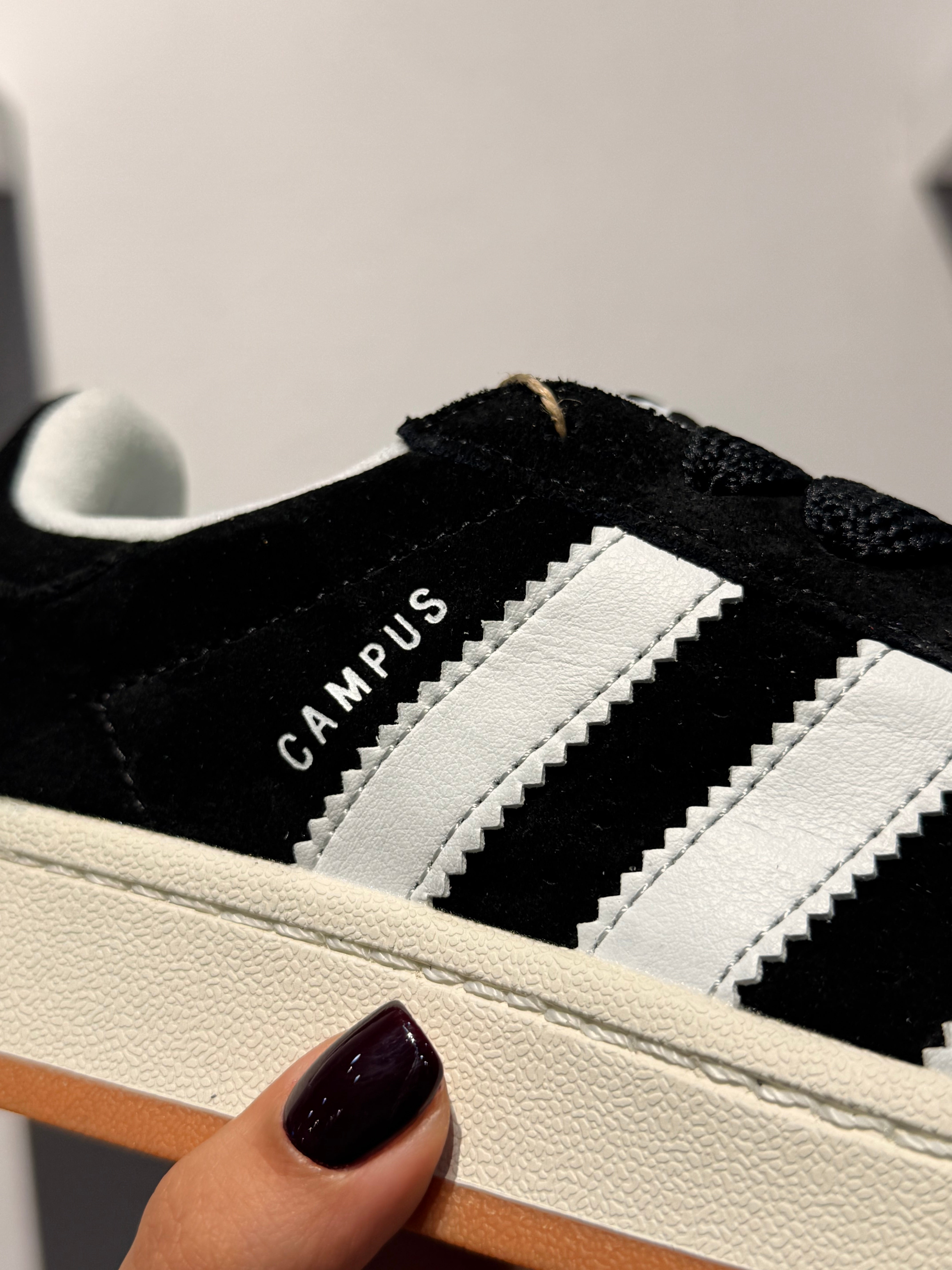 ADIDAS CAMPUS 00S BLACK X WHITE