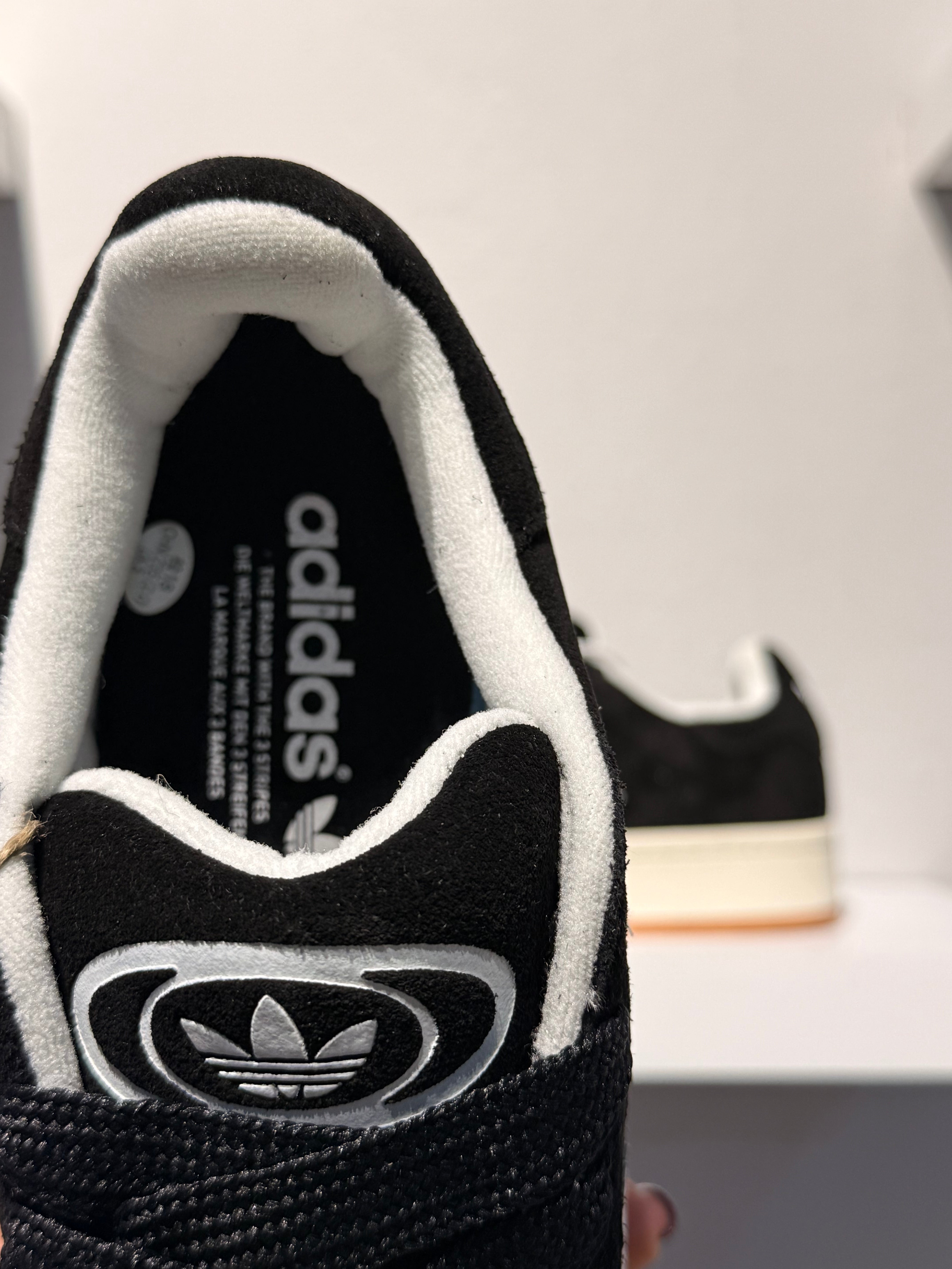 ADIDAS CAMPUS 00S BLACK X WHITE