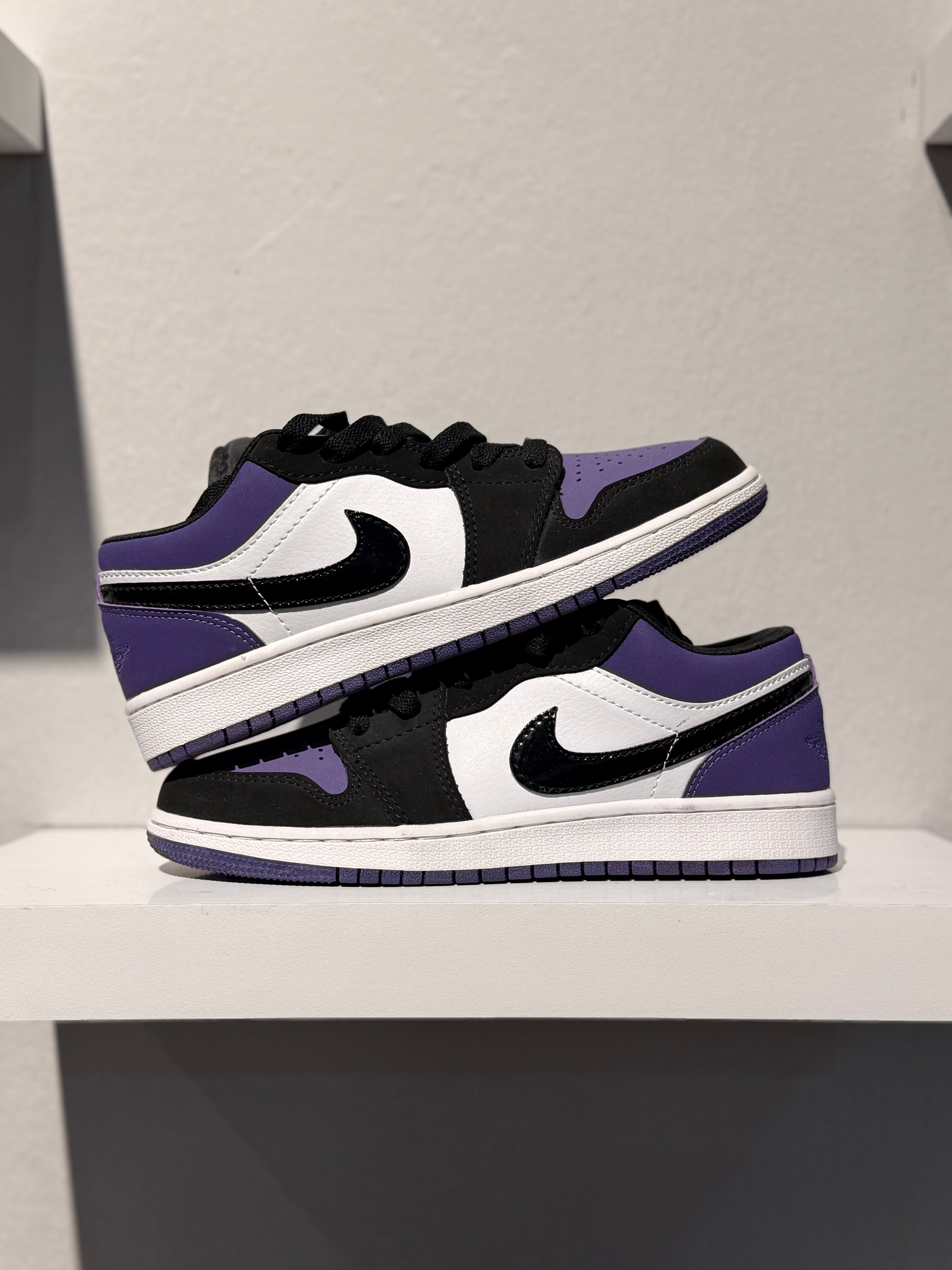 NIKE AIR JORDAN 1 LOW COURT PURPLE