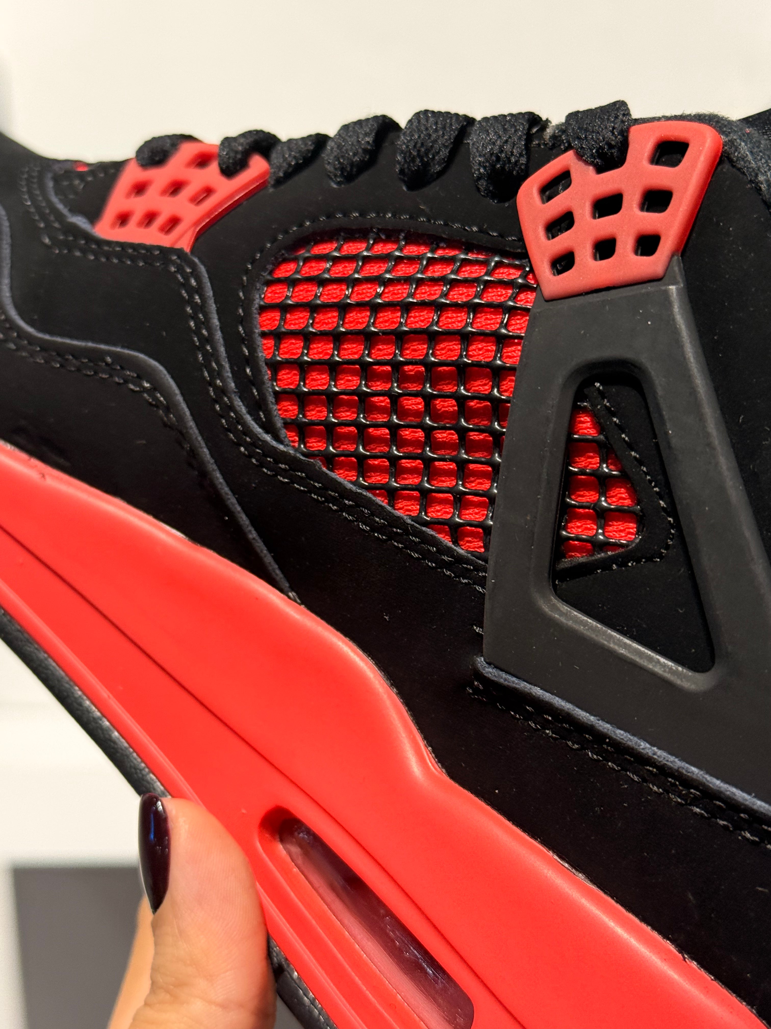 NIKE JORDAN 4 RETRO RED THUNDER