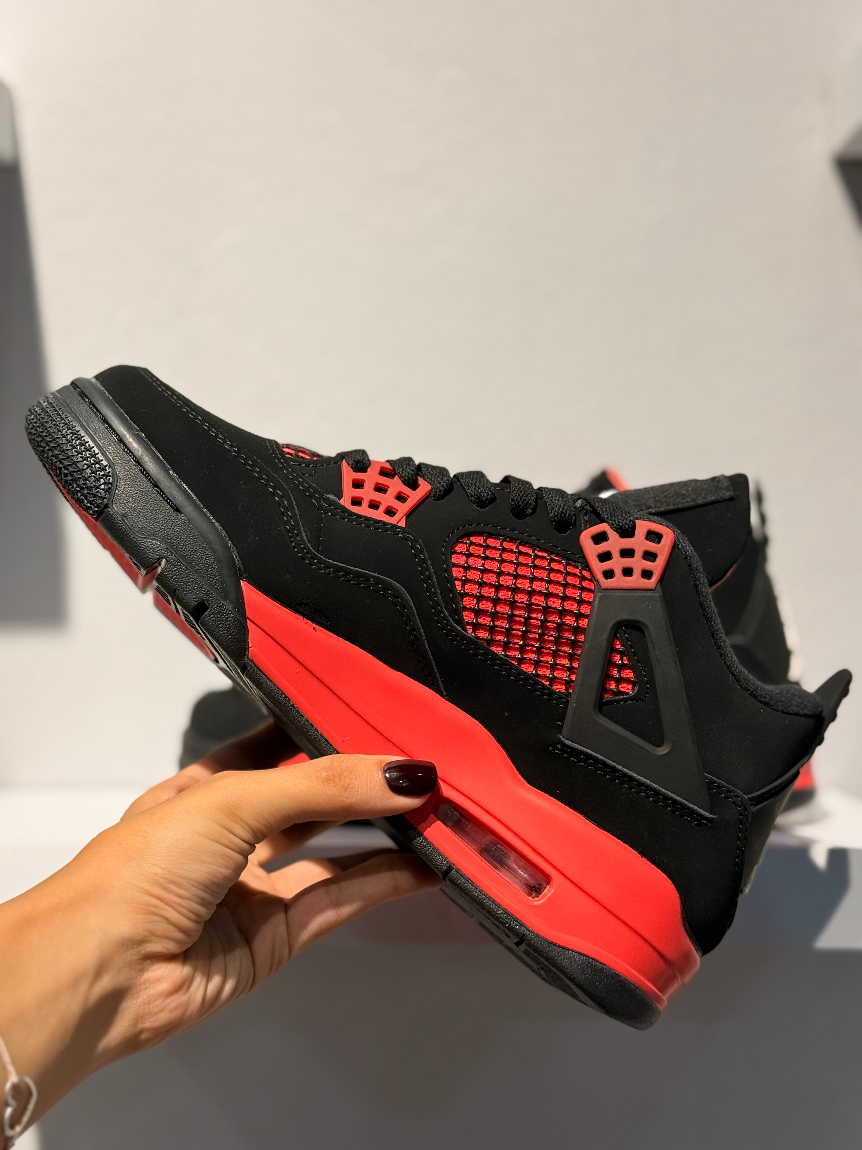 NIKE JORDAN 4 RETRO RED THUNDER