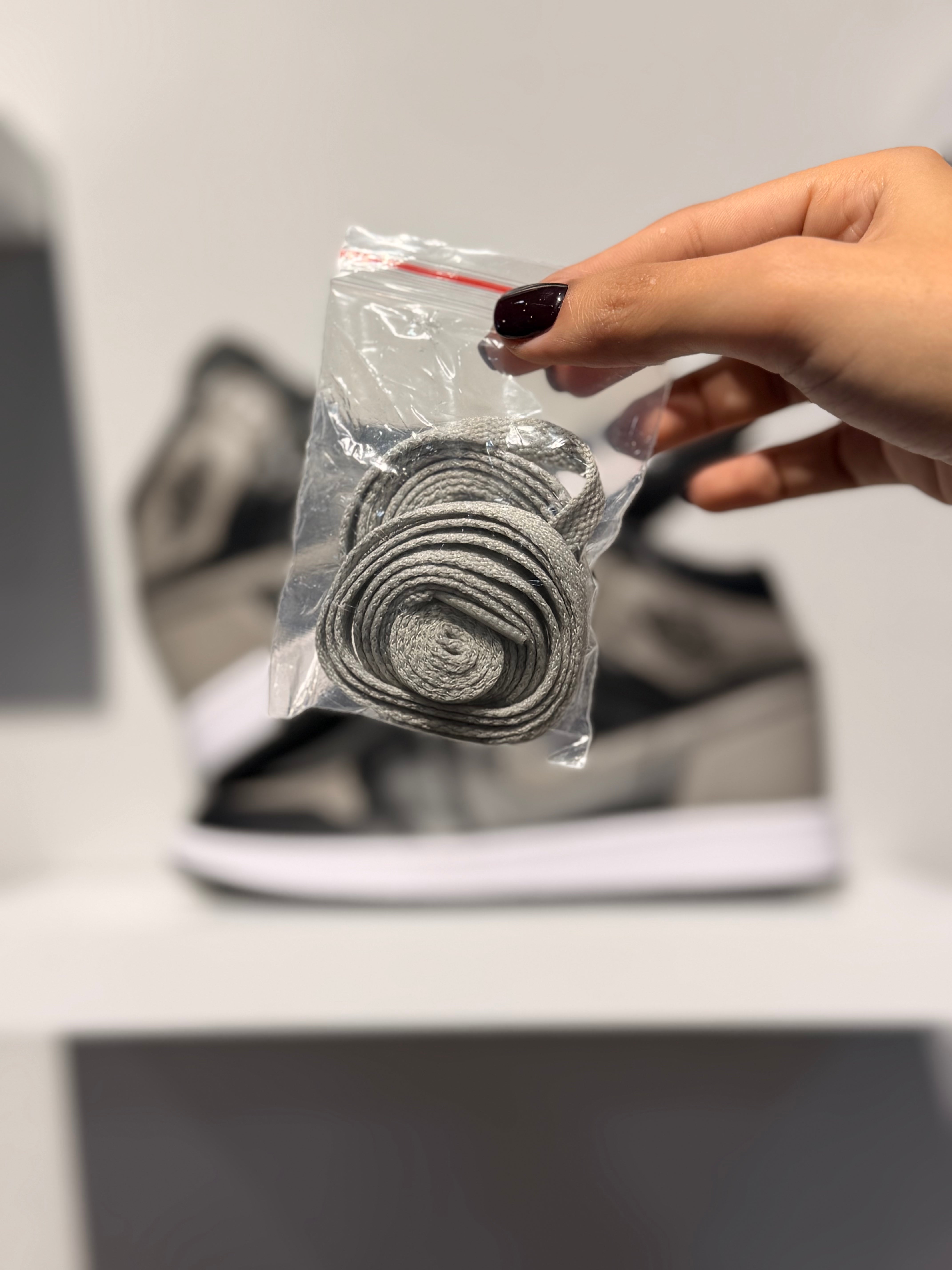 JORDEN 1 HIGH RETRO SHADOW