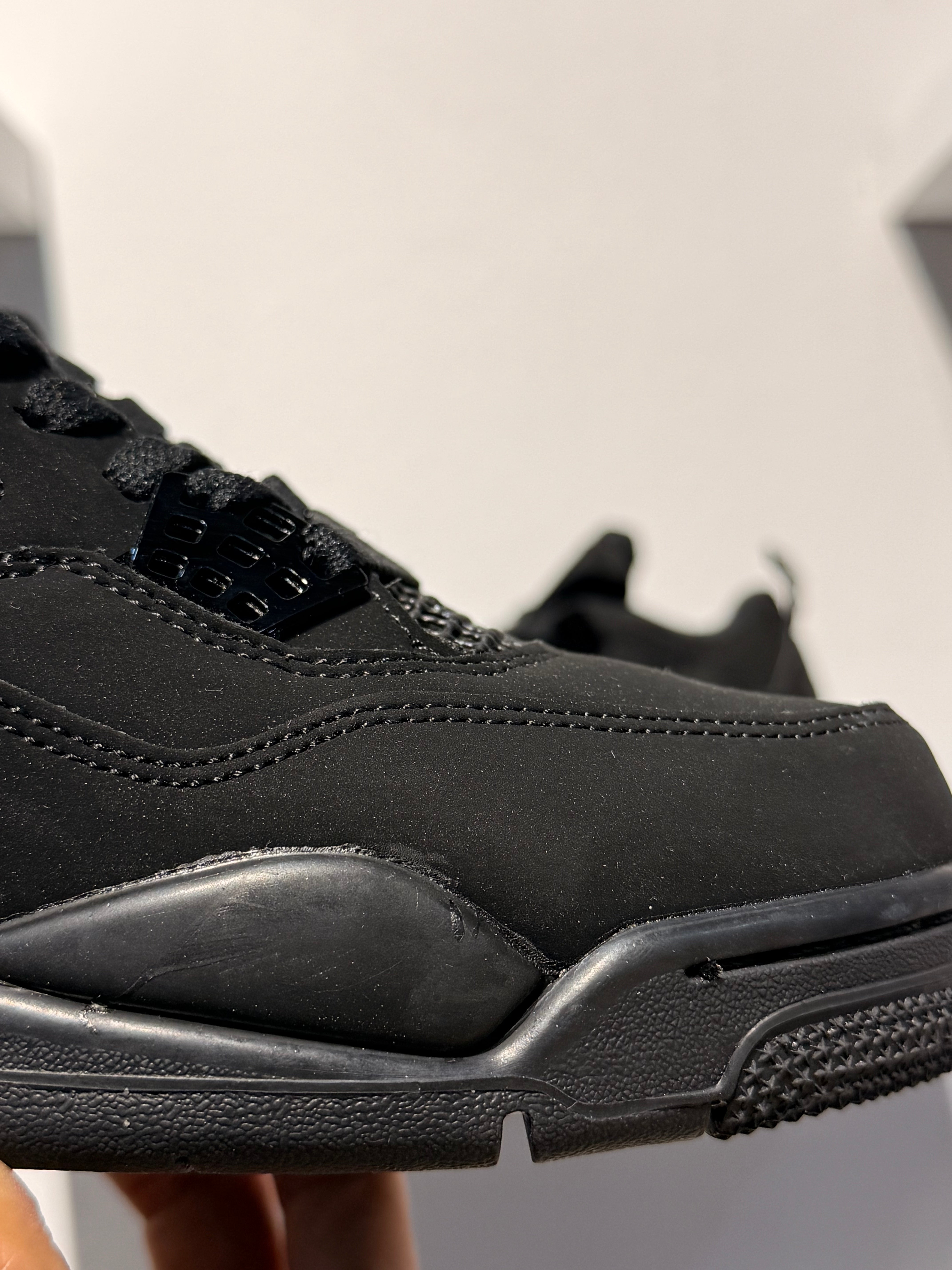 JORDAN 4 BLACK CAT
