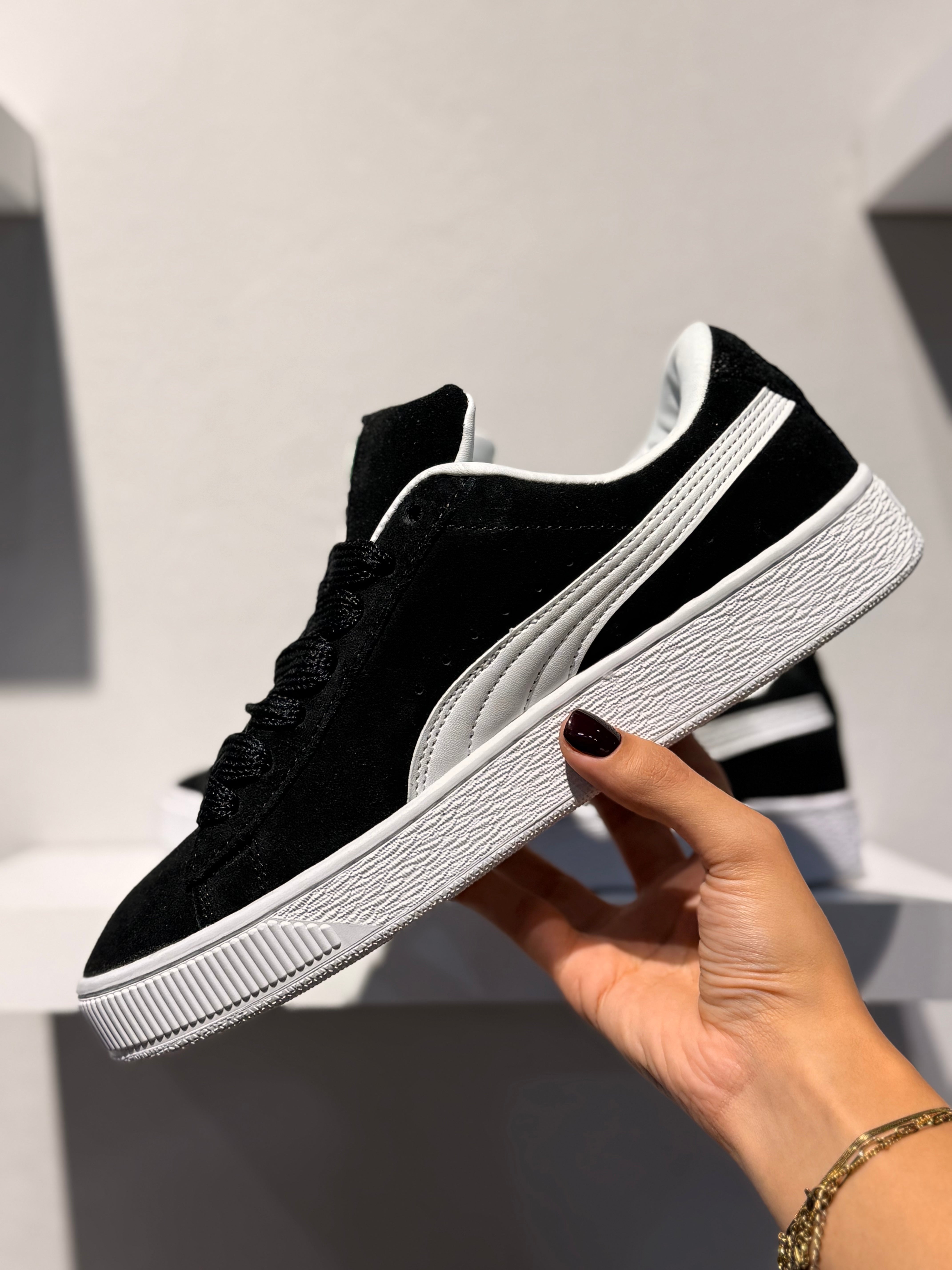 PUMA SUEDE XL BLACK X WHITE