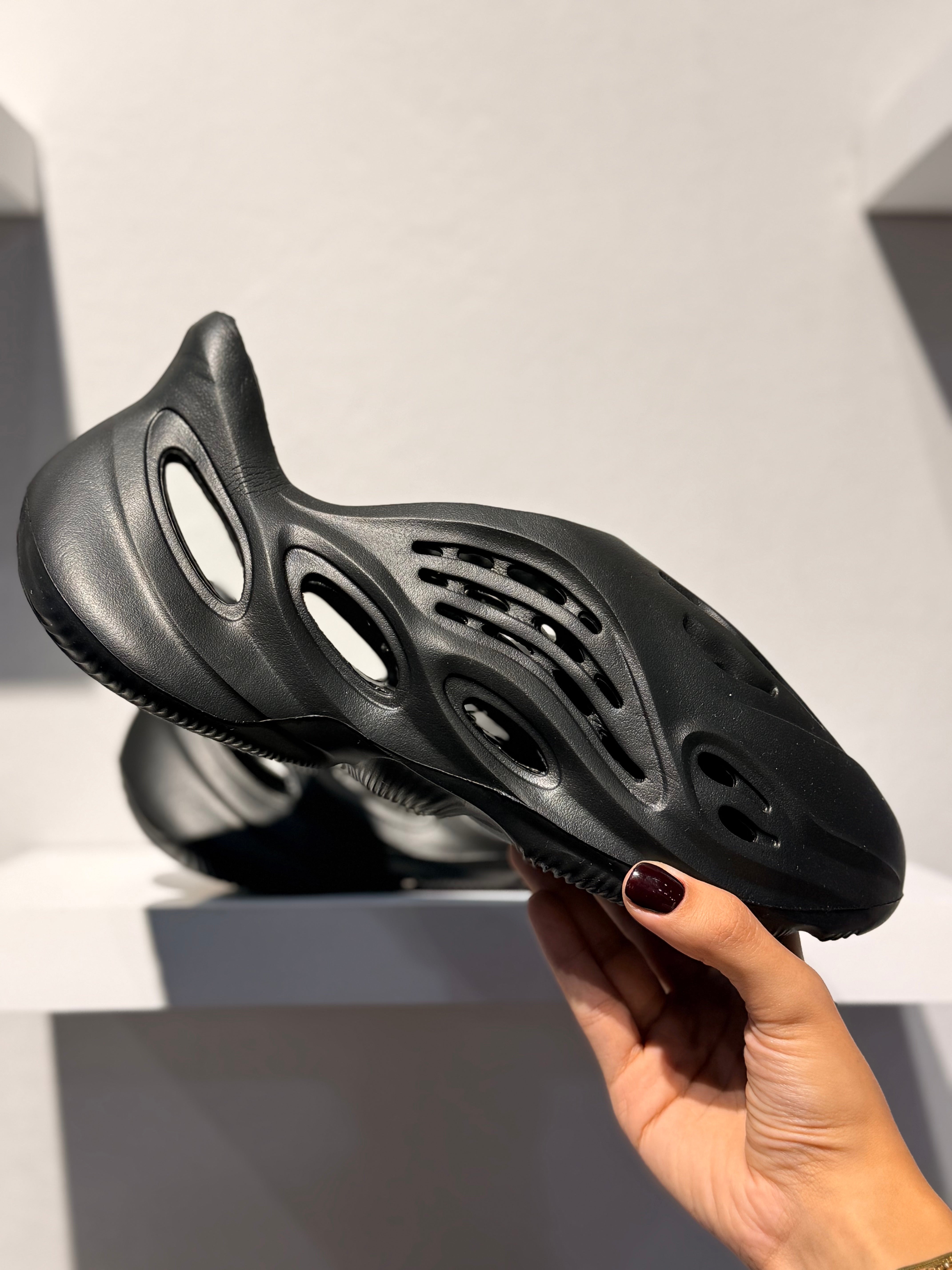 YEEZY FOAM RUNNER BLACK