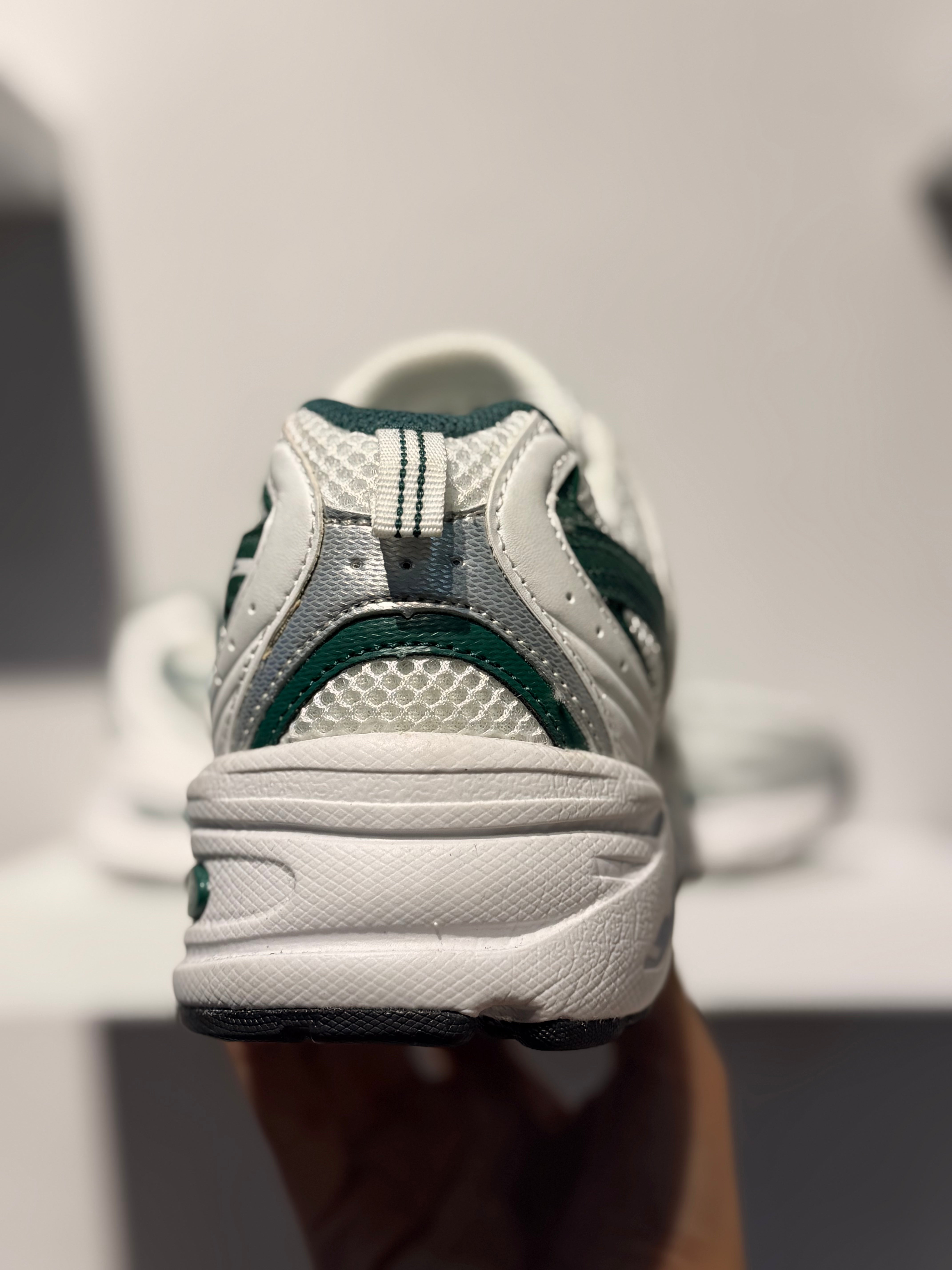 NEW BALANCE 530 WHITE GREEN