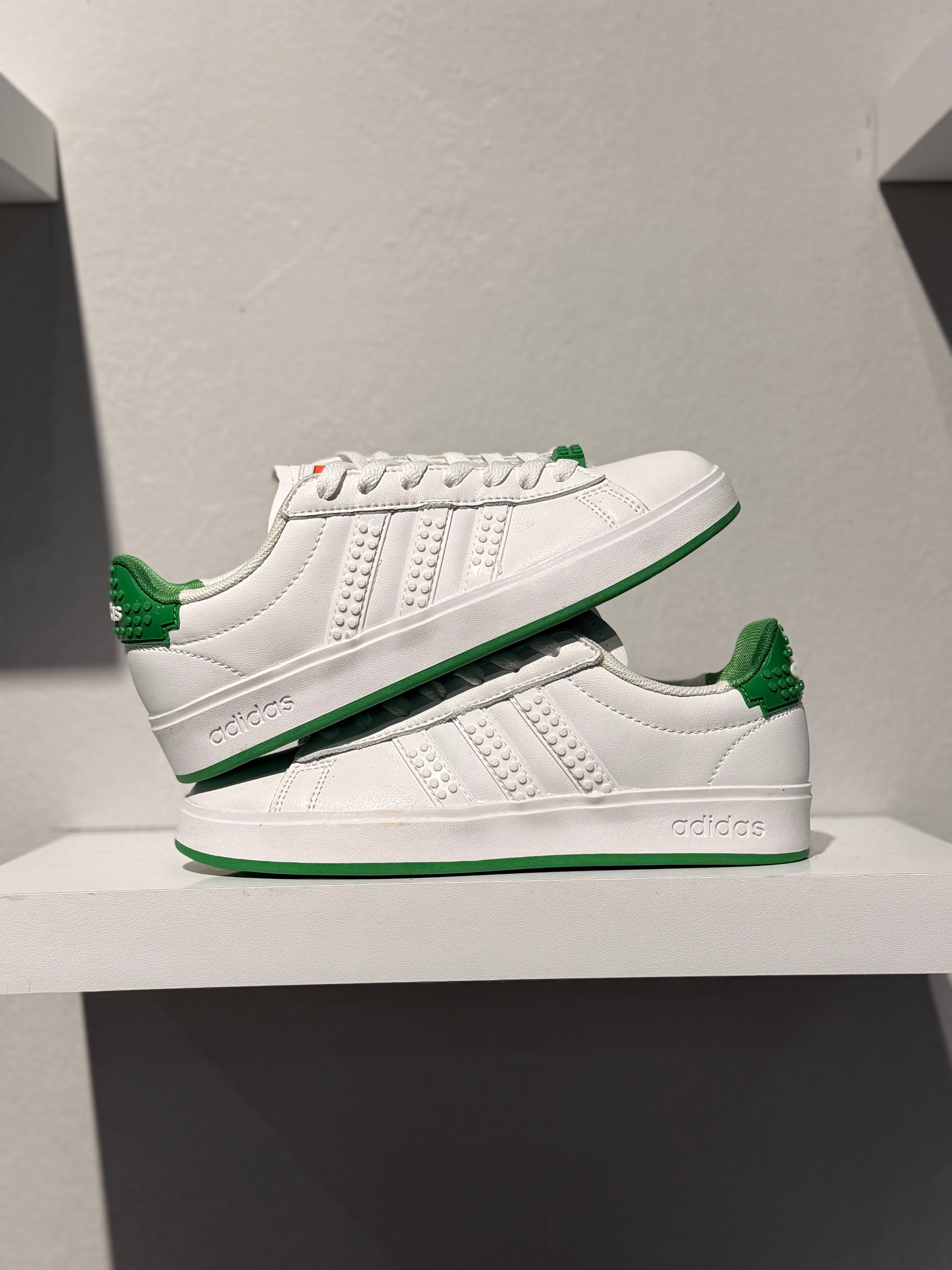 ADIDAS SUPERSTAR X LEGO