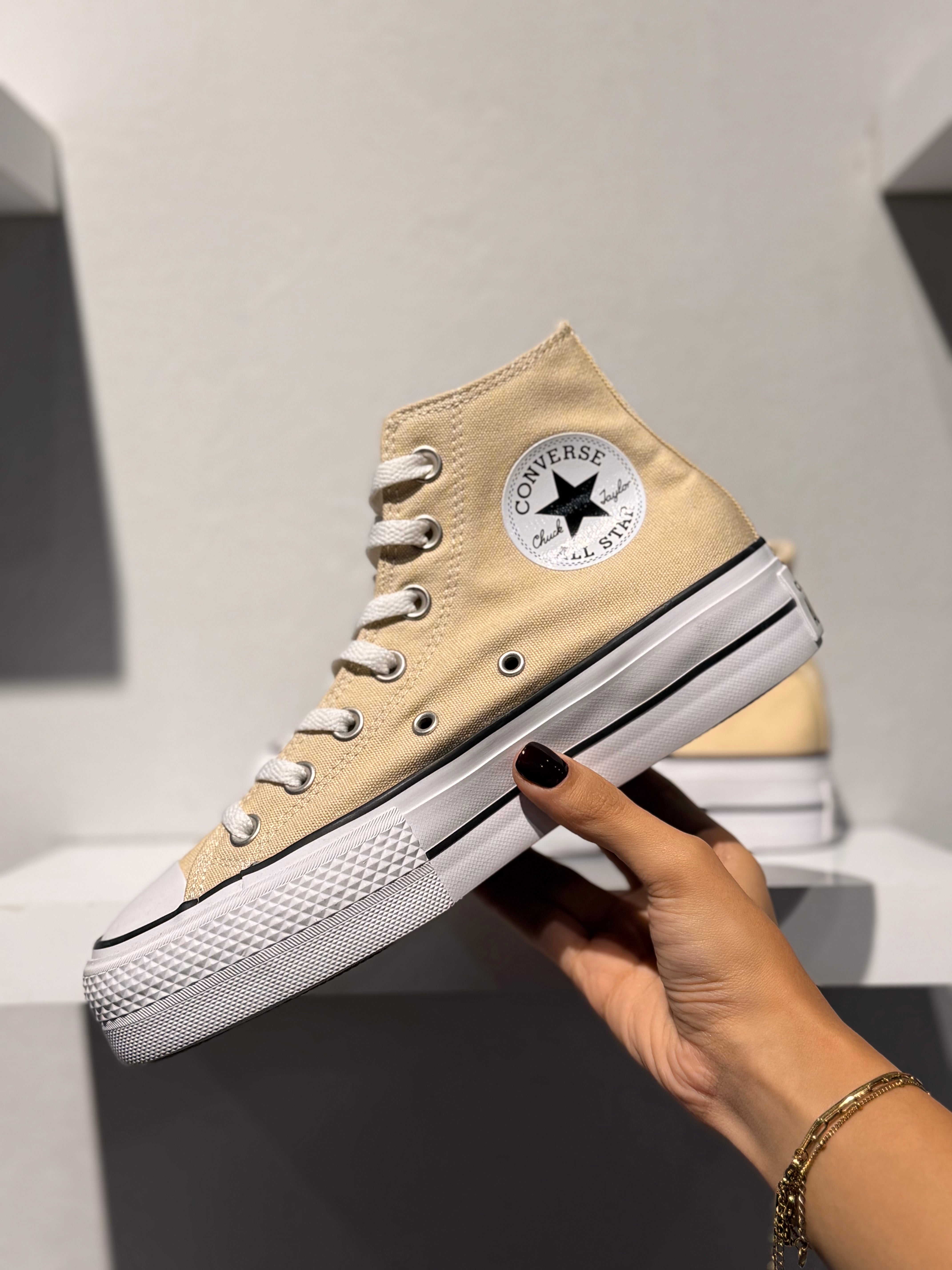 CONVERSE CHUCK TAYLOR