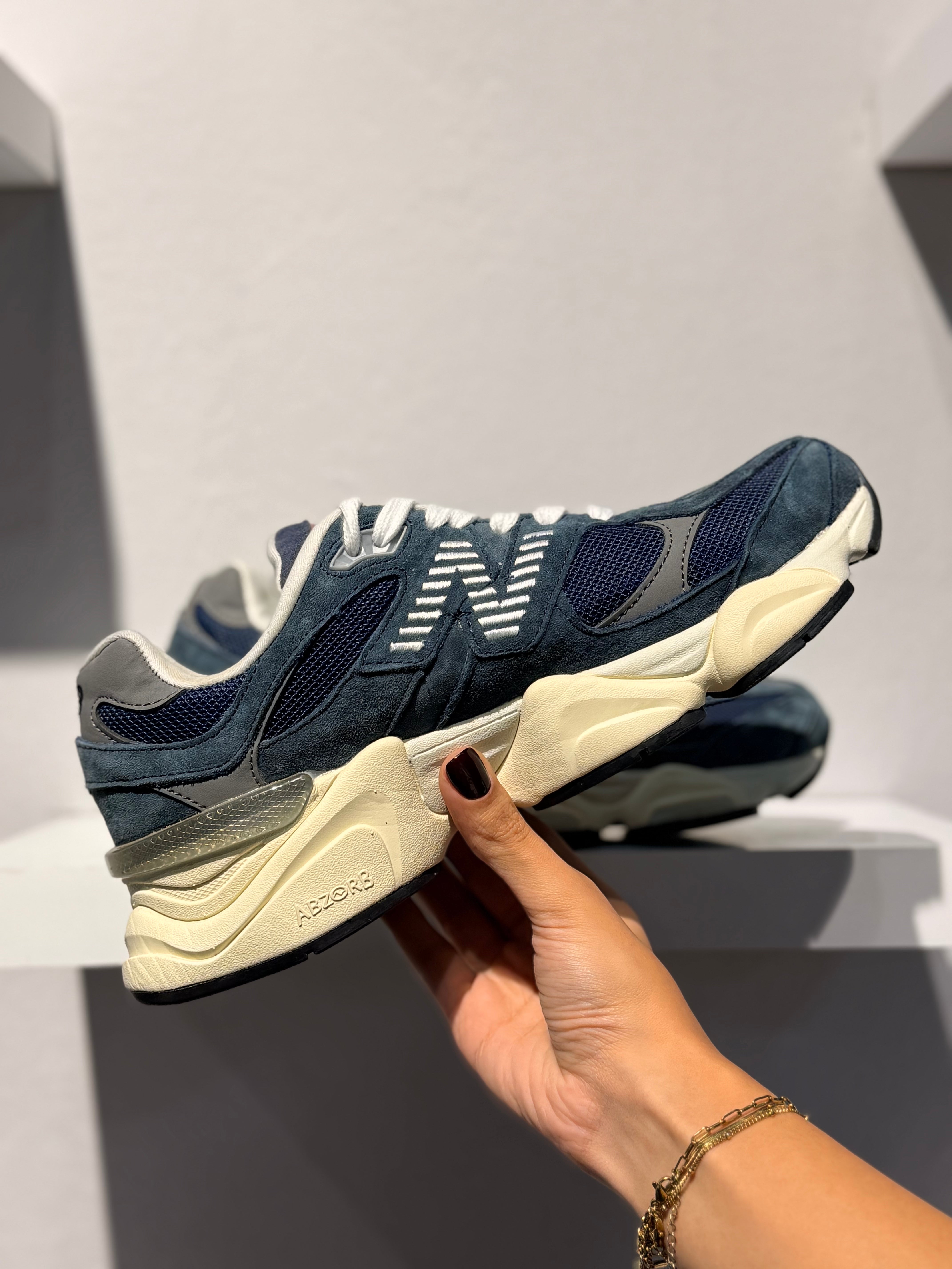 NEW BALANCE 9060 NATURAL INDIGO