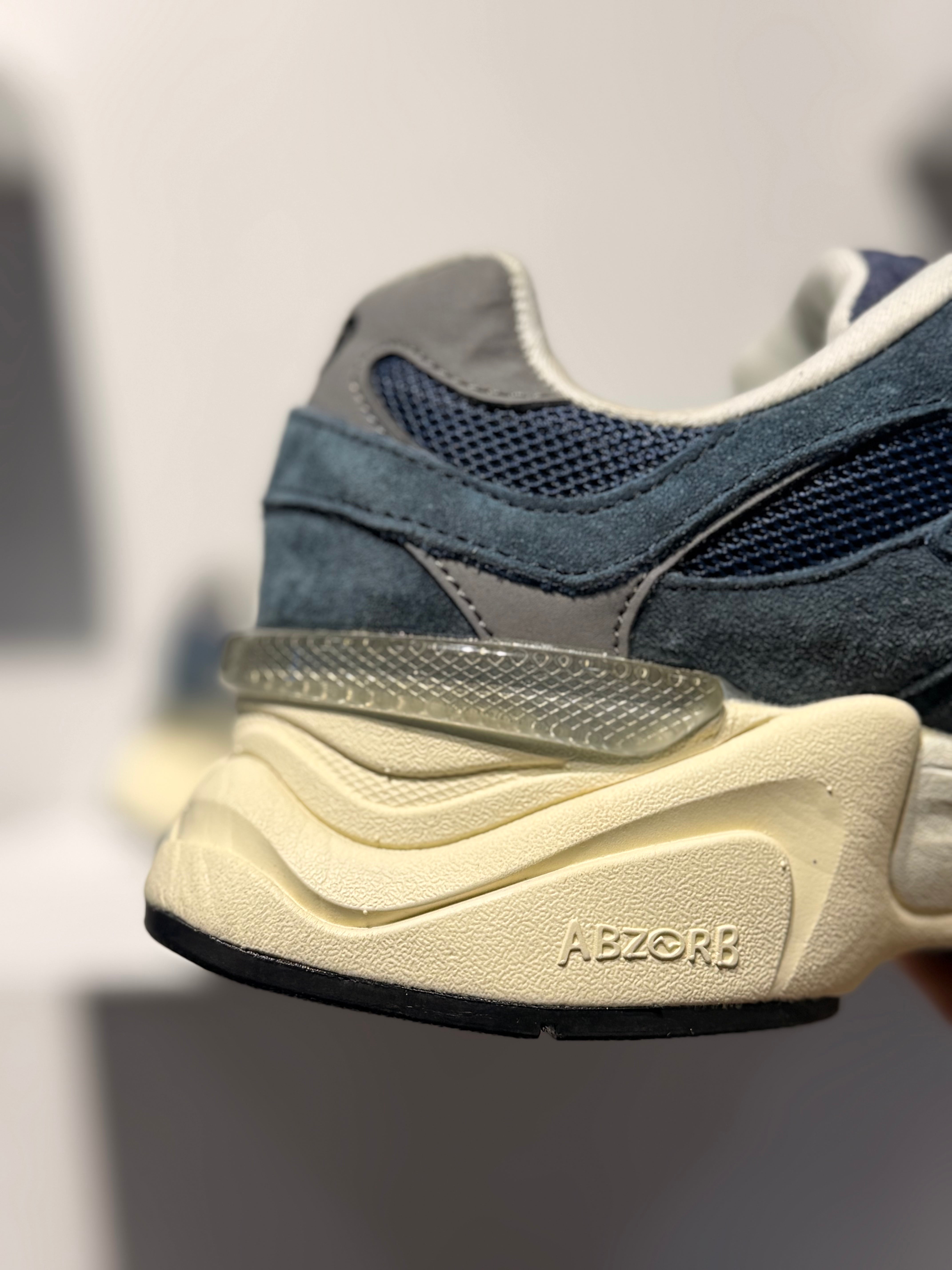 NEW BALANCE 9060 NATURAL INDIGO