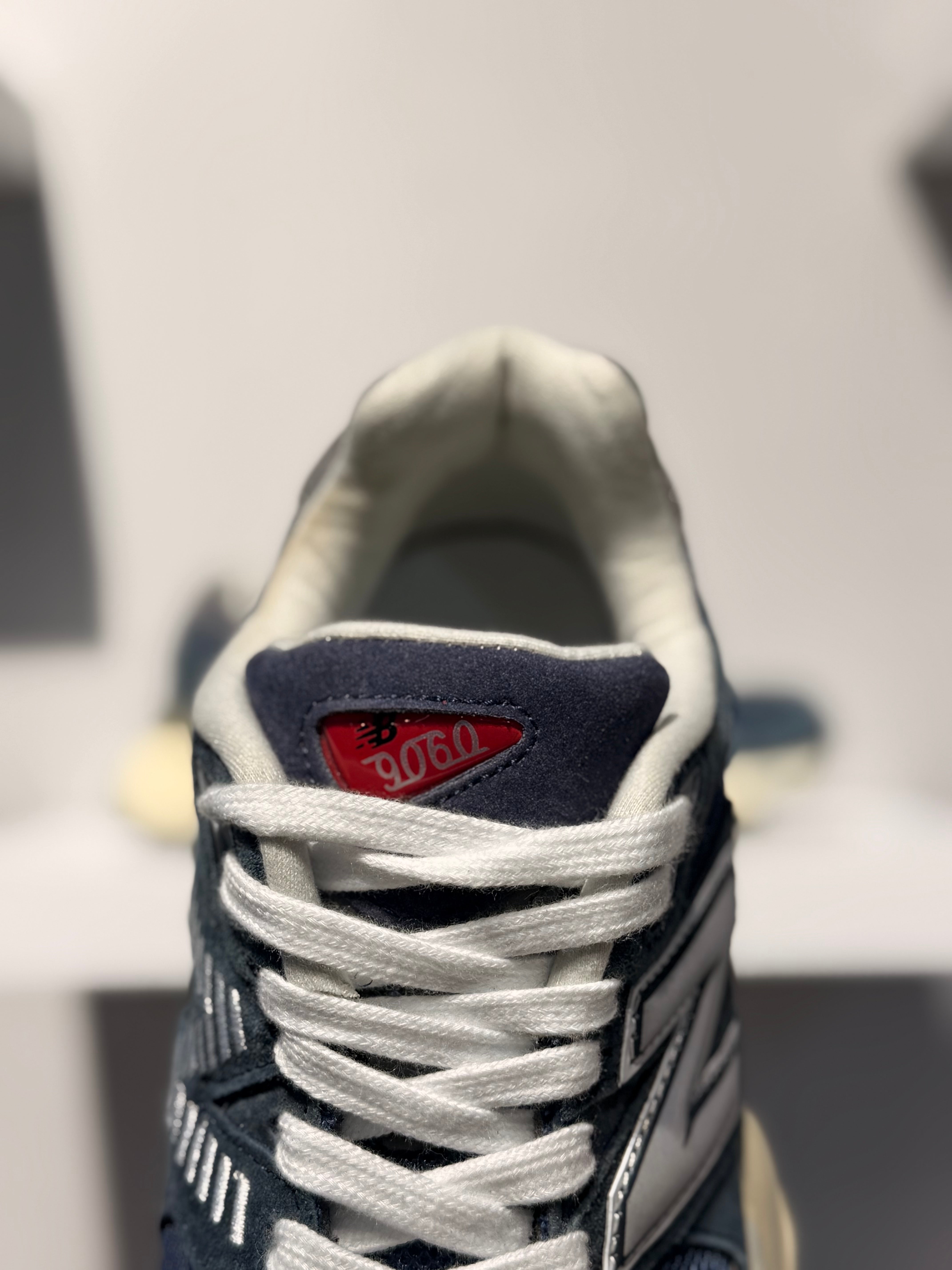 NEW BALANCE 9060 NATURAL INDIGO