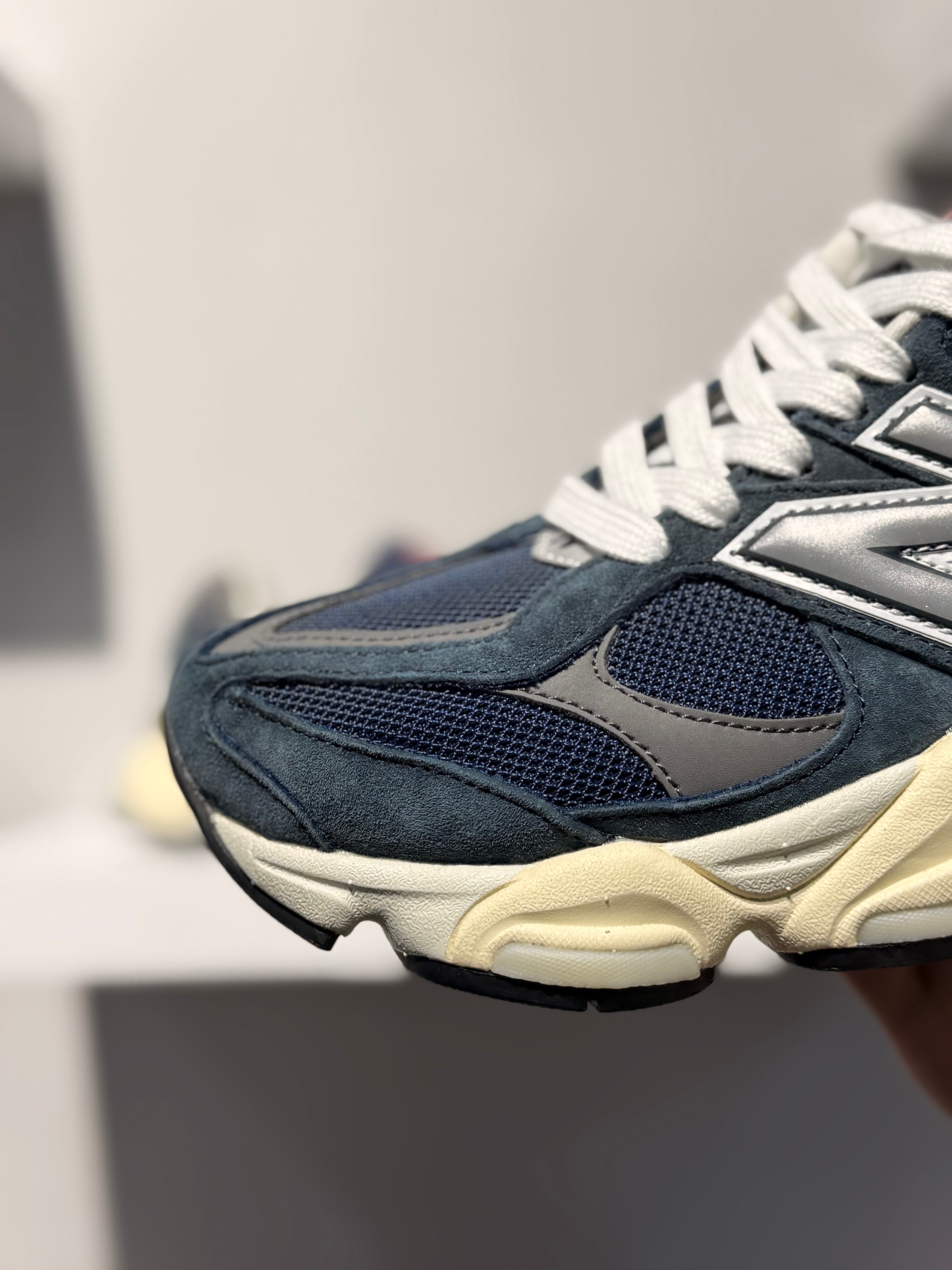 NEW BALANCE 9060 NATURAL INDIGO