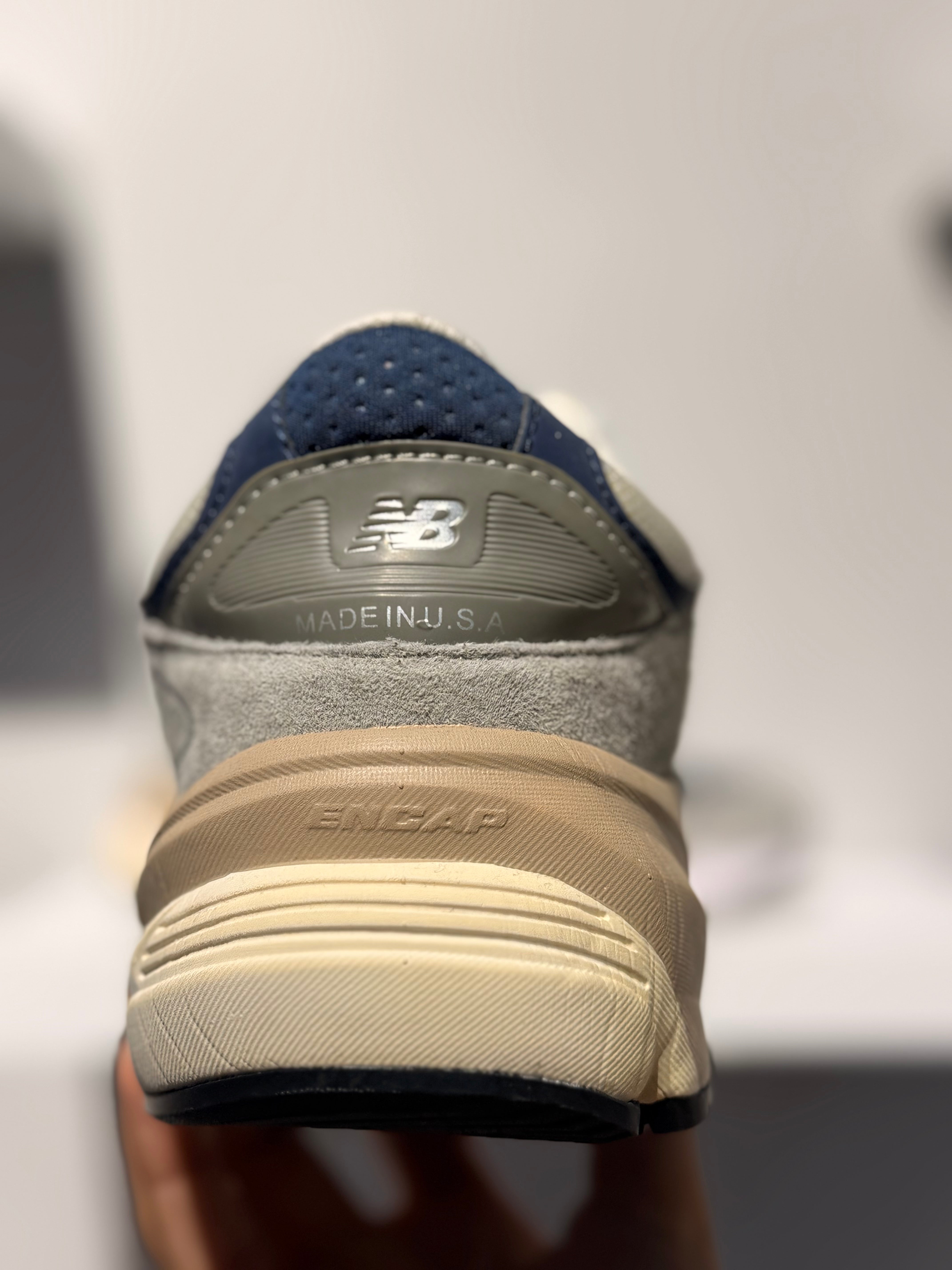 NEW BALANCE 990V6 GREY NAVY